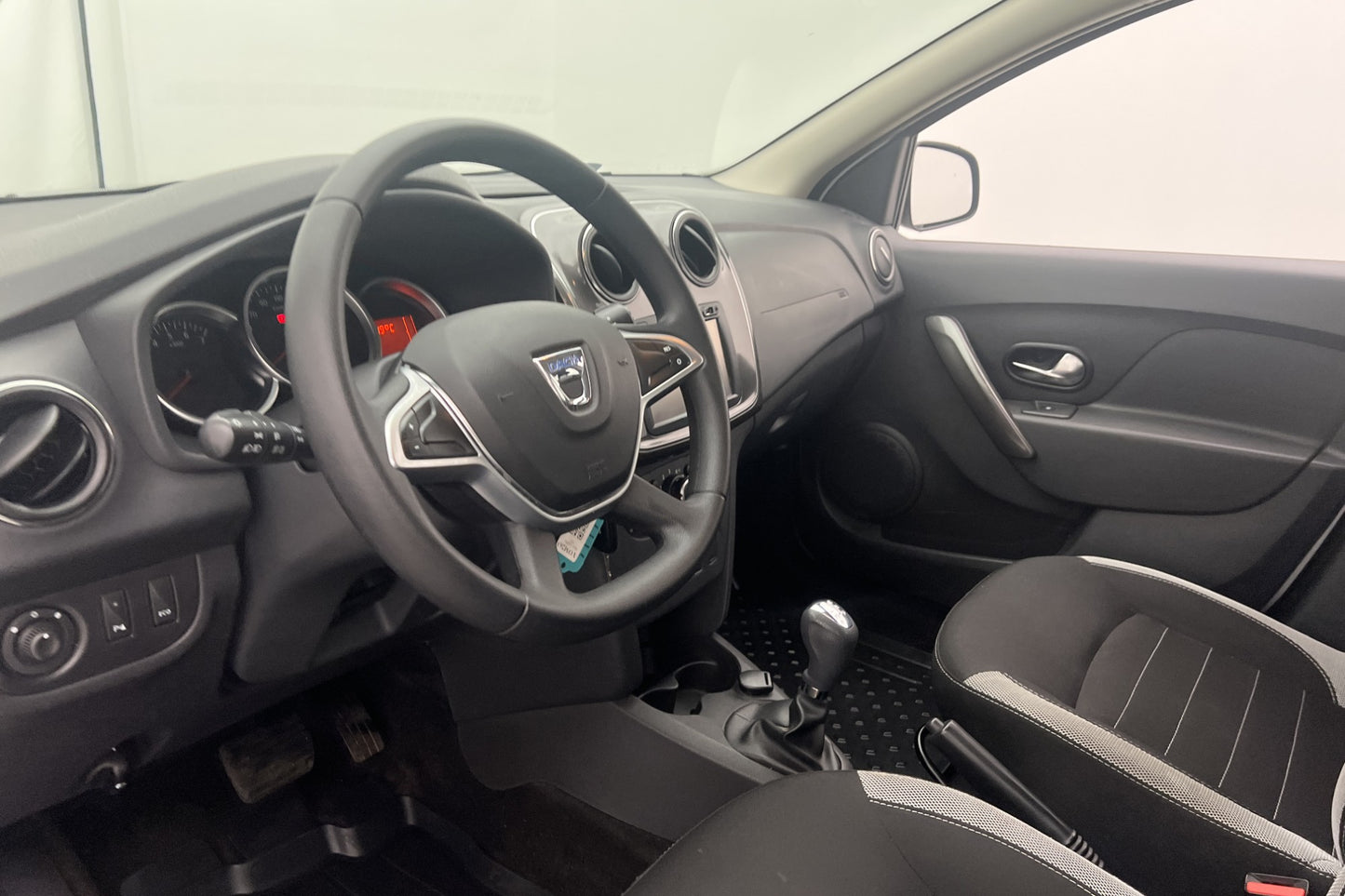 Dacia Sandero Stepway TCe 90hk Navi Sensorer Välservad