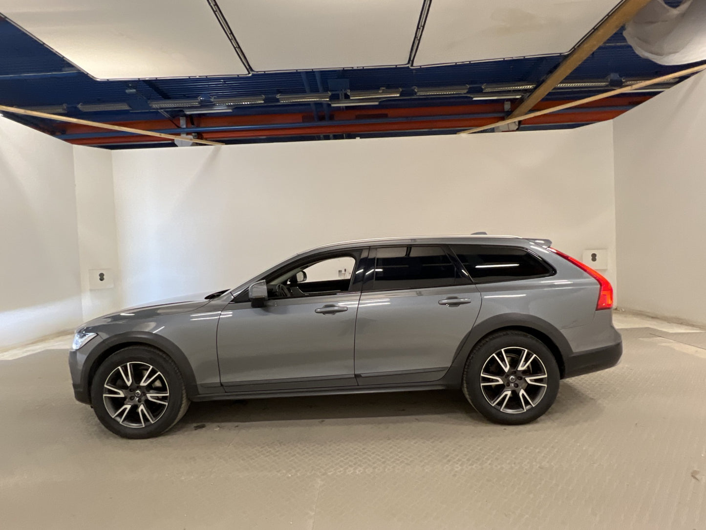 Volvo V90 Cross Country D4 AWD Inscription Pro VOC Värm 360°