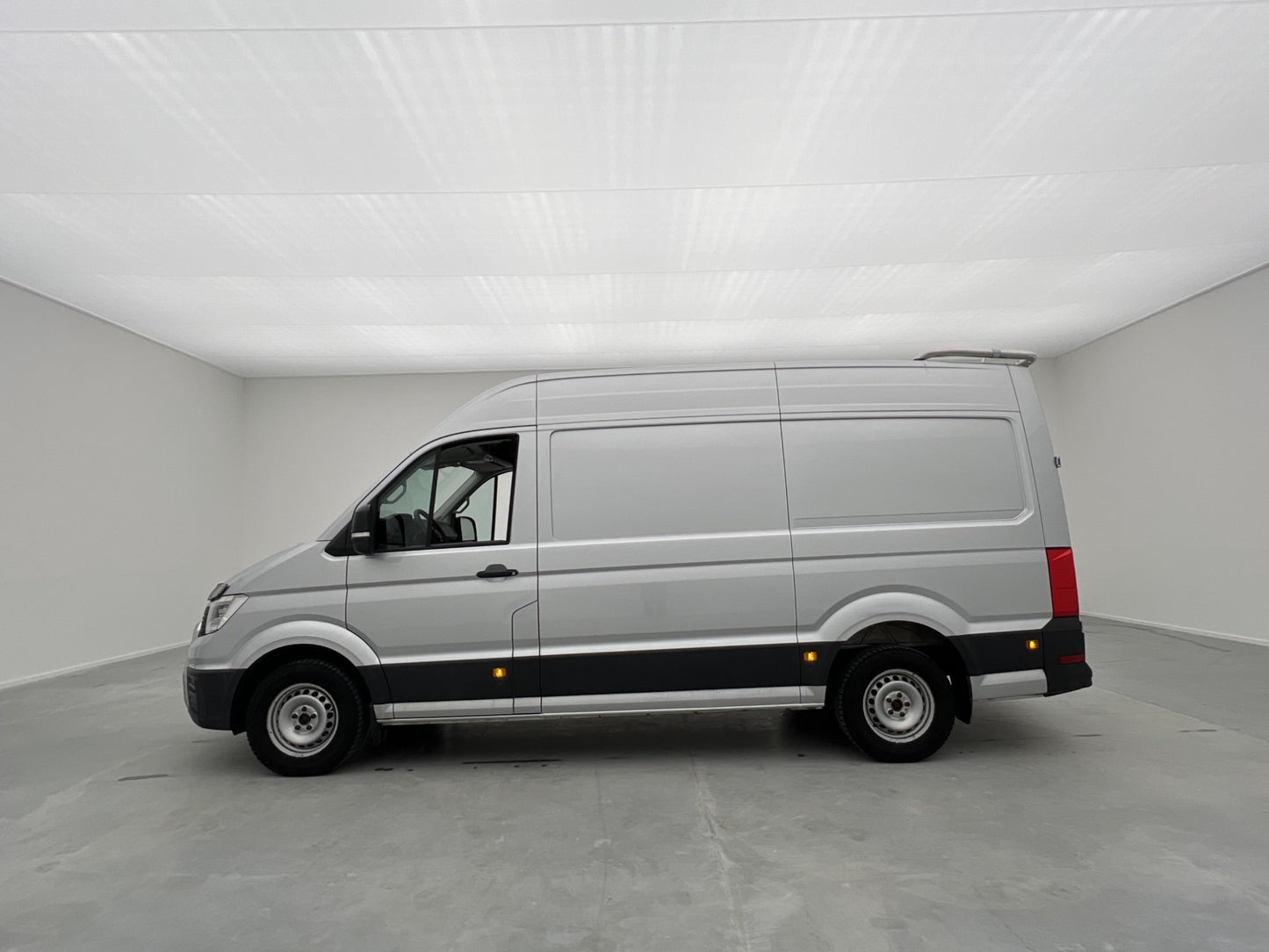 Volkswagen Crafter L2H2 2.0 4M Värmare Drag B-Kamera MOMS