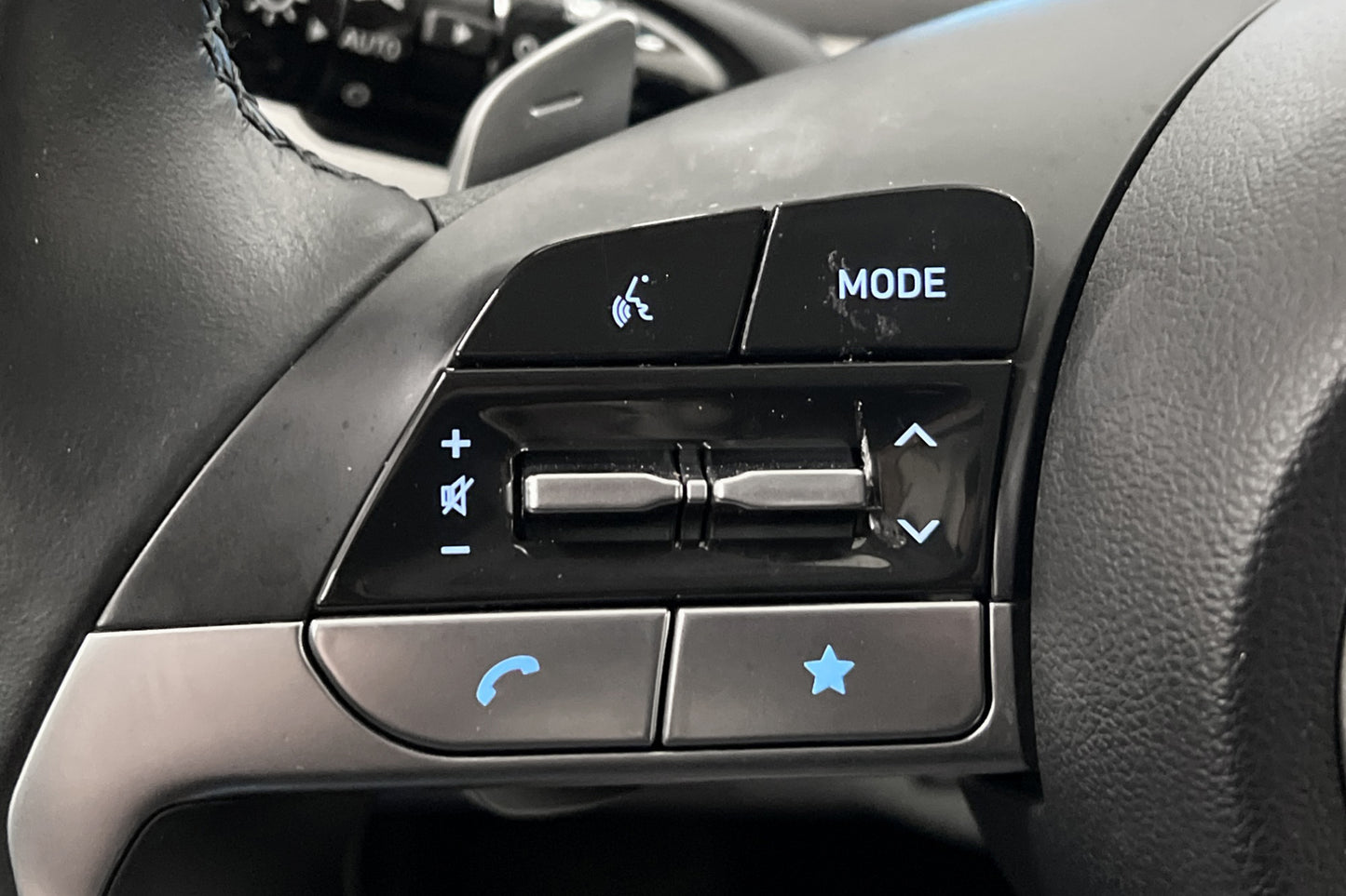 Hyundai Tucson Hybrid AWD Advanced CarPlay 360° Navi Välserv