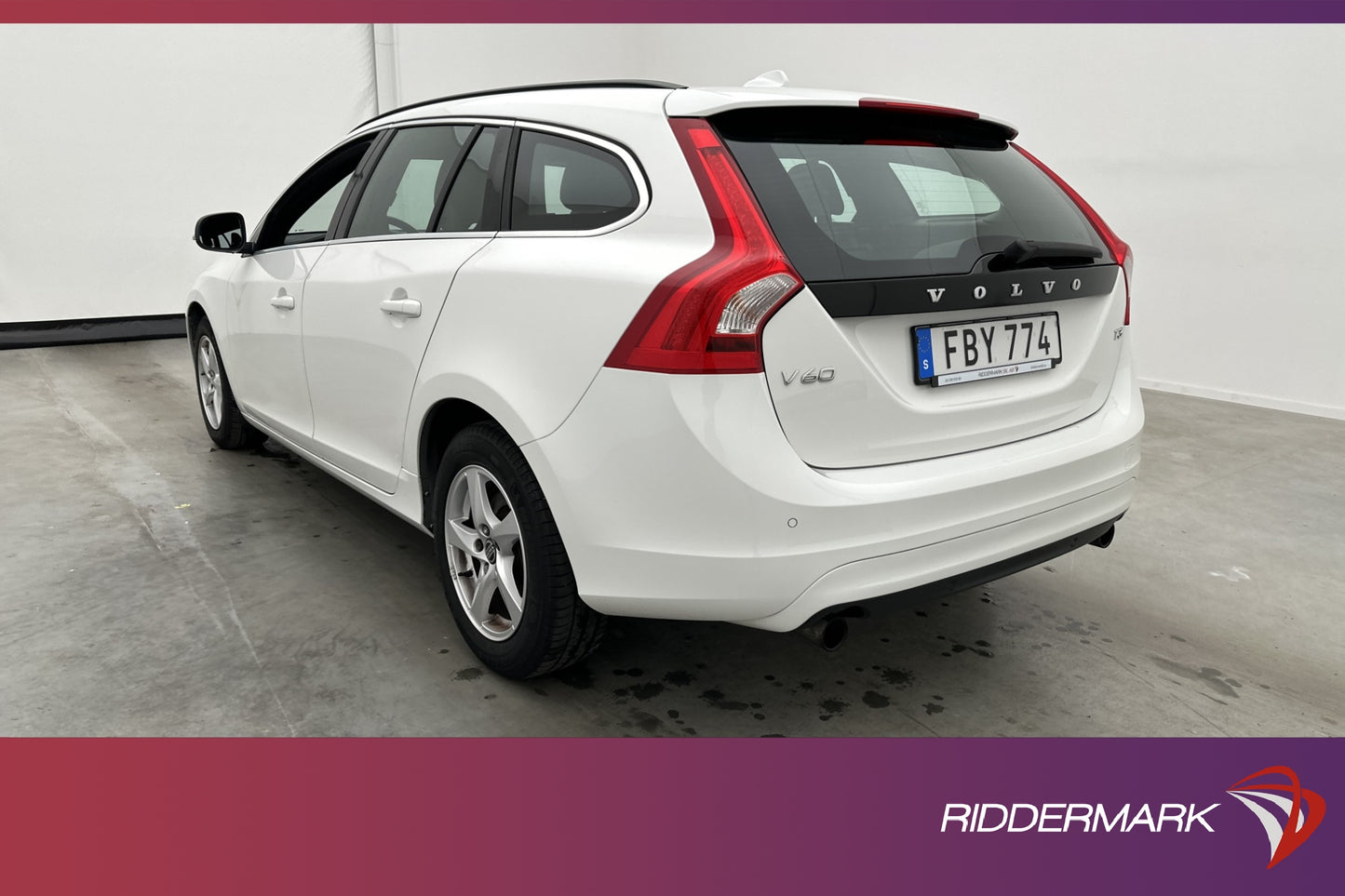 Volvo V60 T3 150hk Momentum Värm Sensorer Rattvärm Välservad