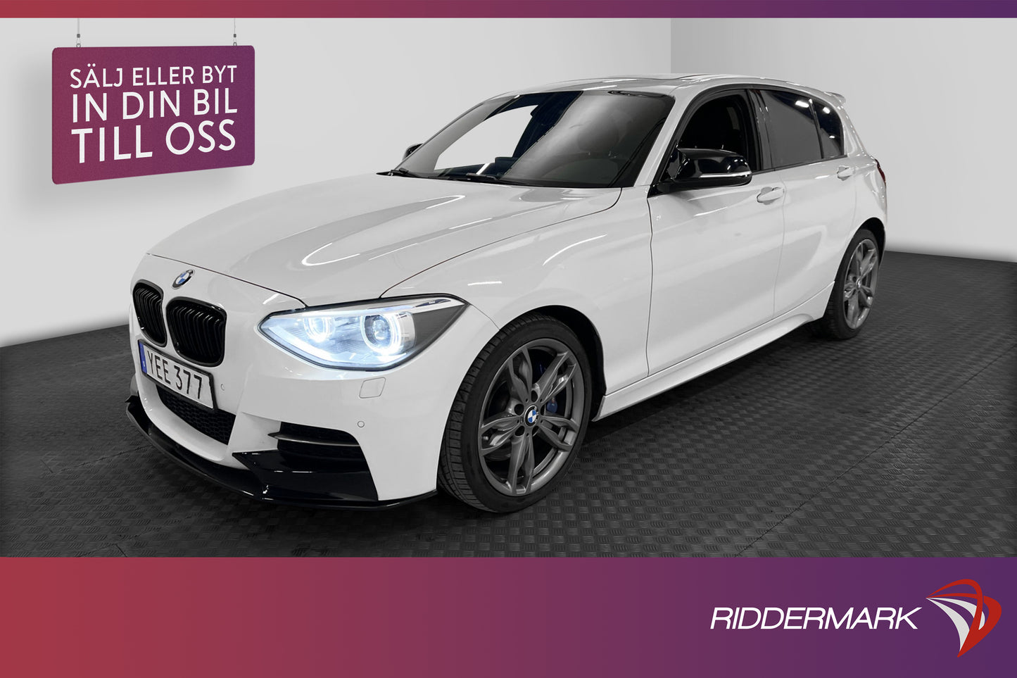 BMW M135 i xDrive 320hk Shadow Taklucka CarPlay Navi Välserv