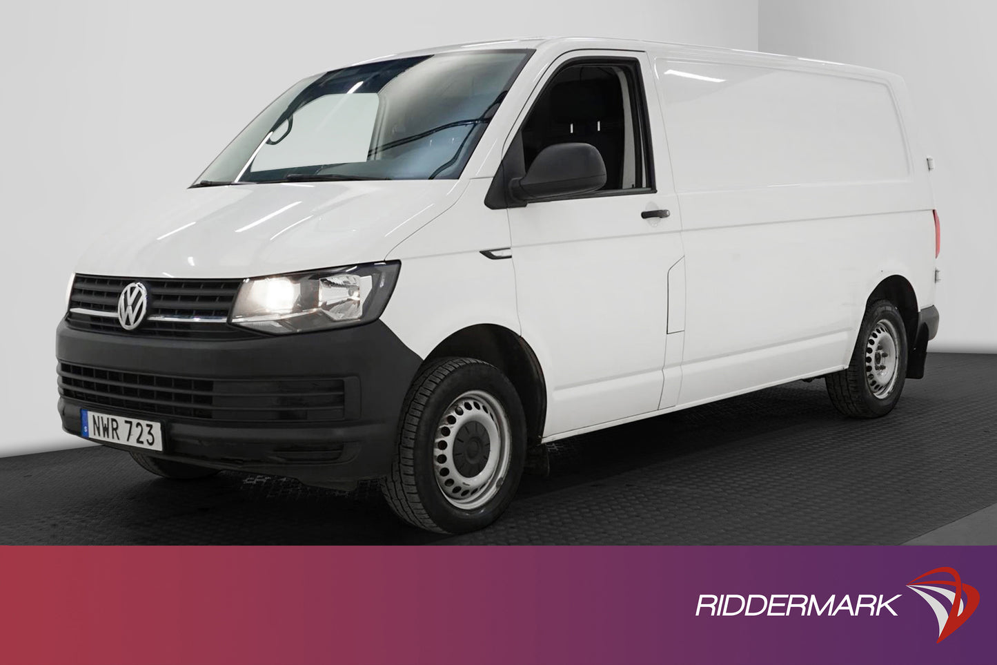 Volkswagen Transporter L2 2.0TDI Värmare Dragkrok Nyservad