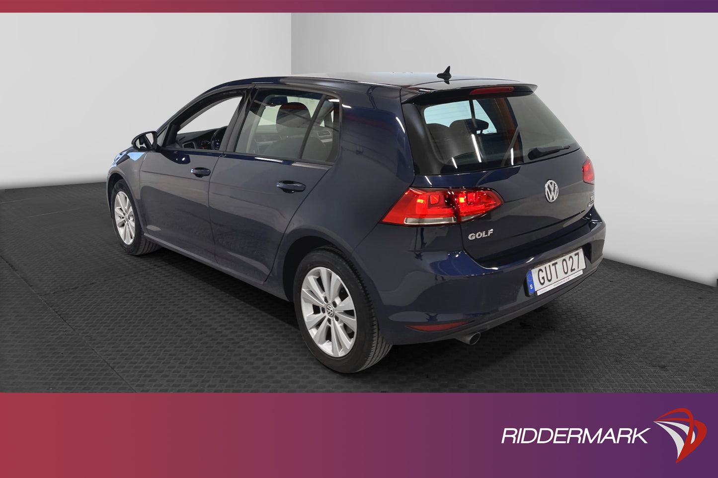 Volkswagen Golf 1.6 TDI 110hk Aut Pluspaket Navi Sportstolar