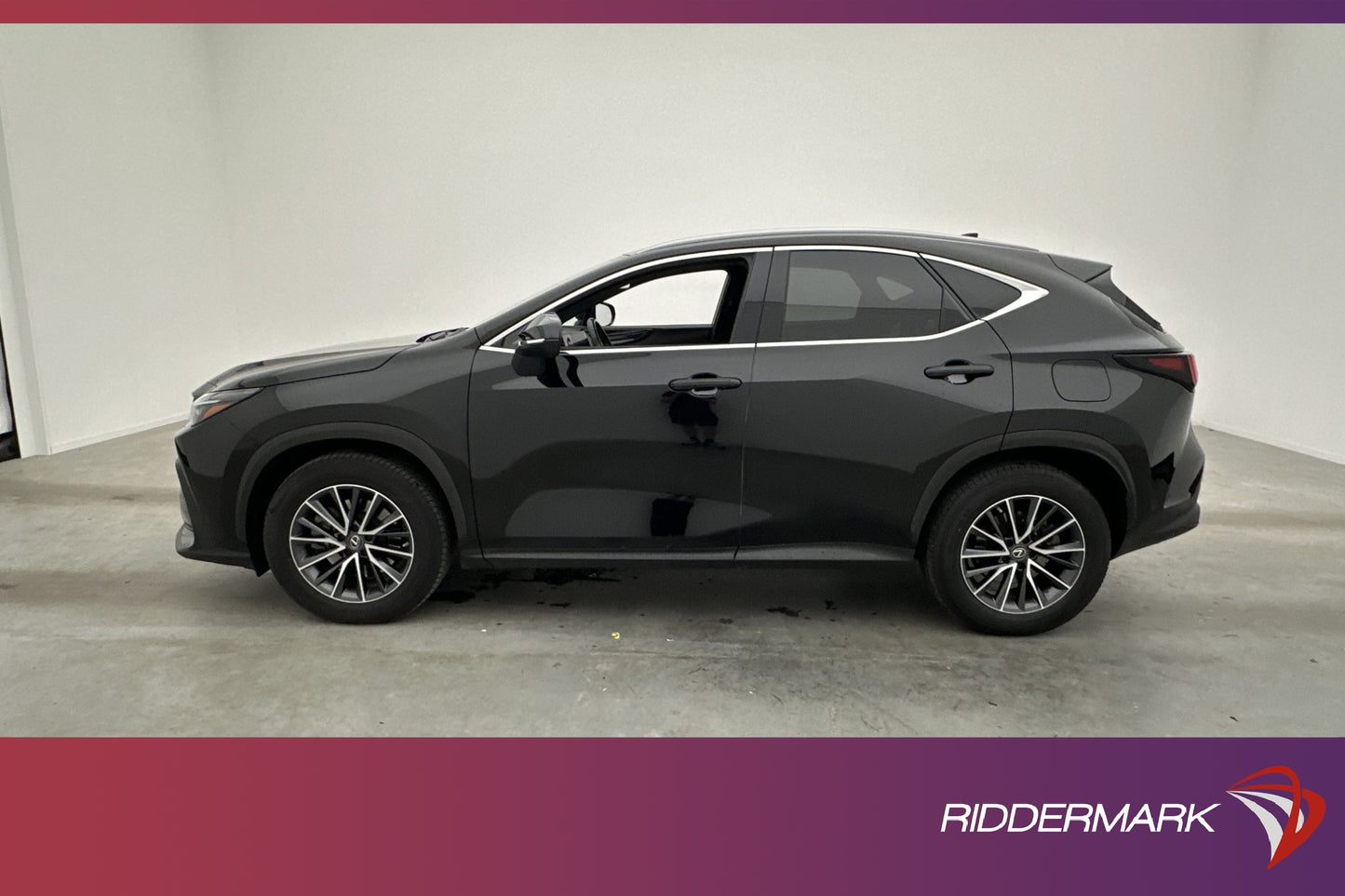 Lexus NX 450h+ AWD 306hk Business Plus Kamera Navi Drag