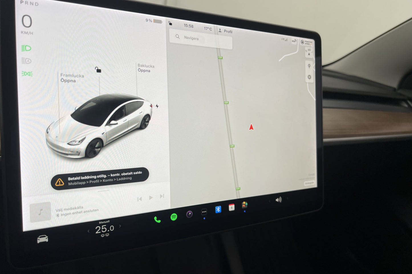 Tesla Model 3 Standard Range Plus 325hk Autopilot Dragkrok