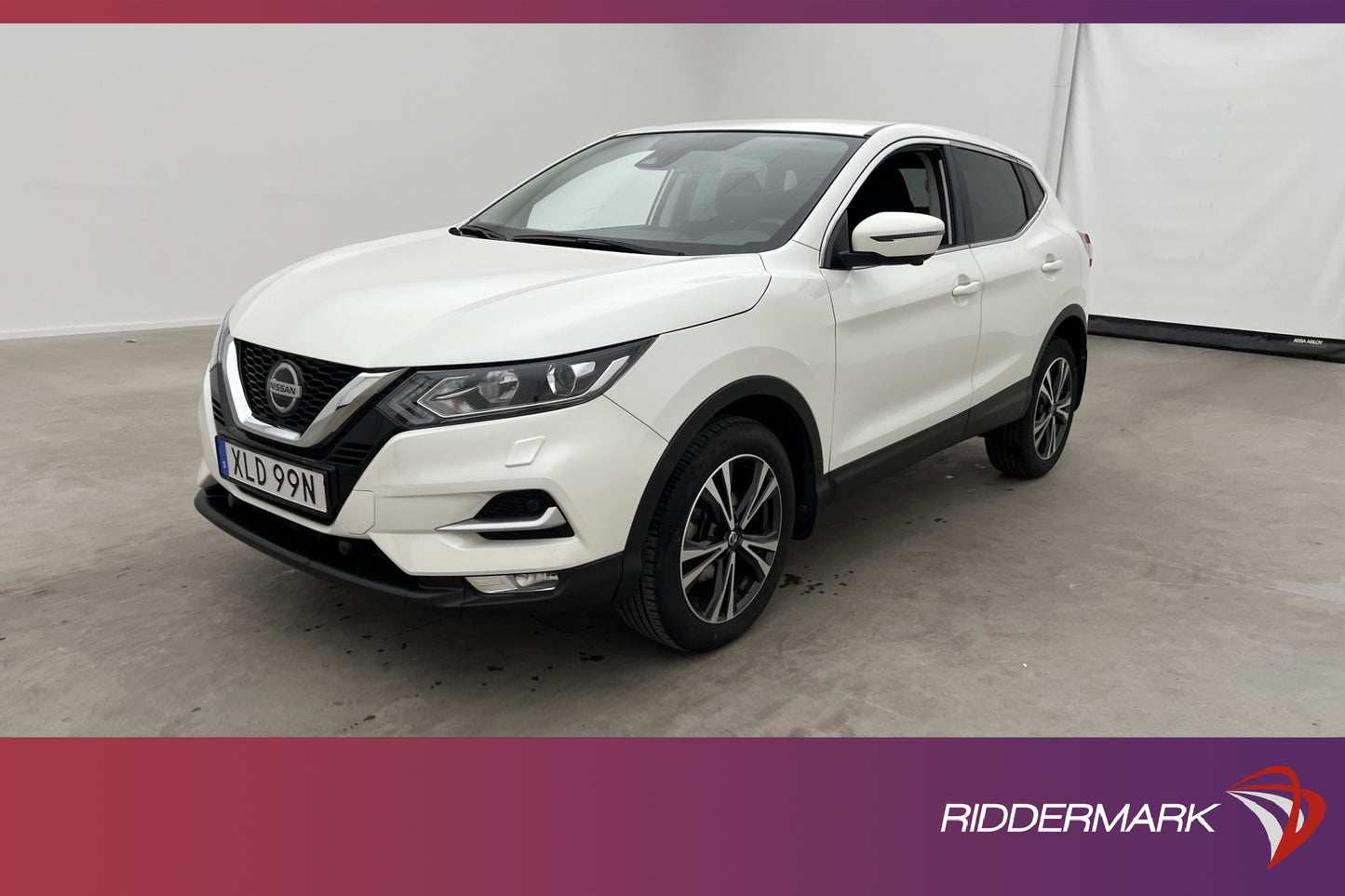 Nissan Qashqai 1.3 DIG-T 160hk N-Connecta 360° Navi Keyless