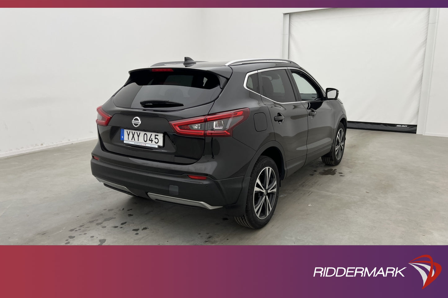 Nissan Qashqai 1.2 115hk Tekna 360° Navi Skinn En-brukare