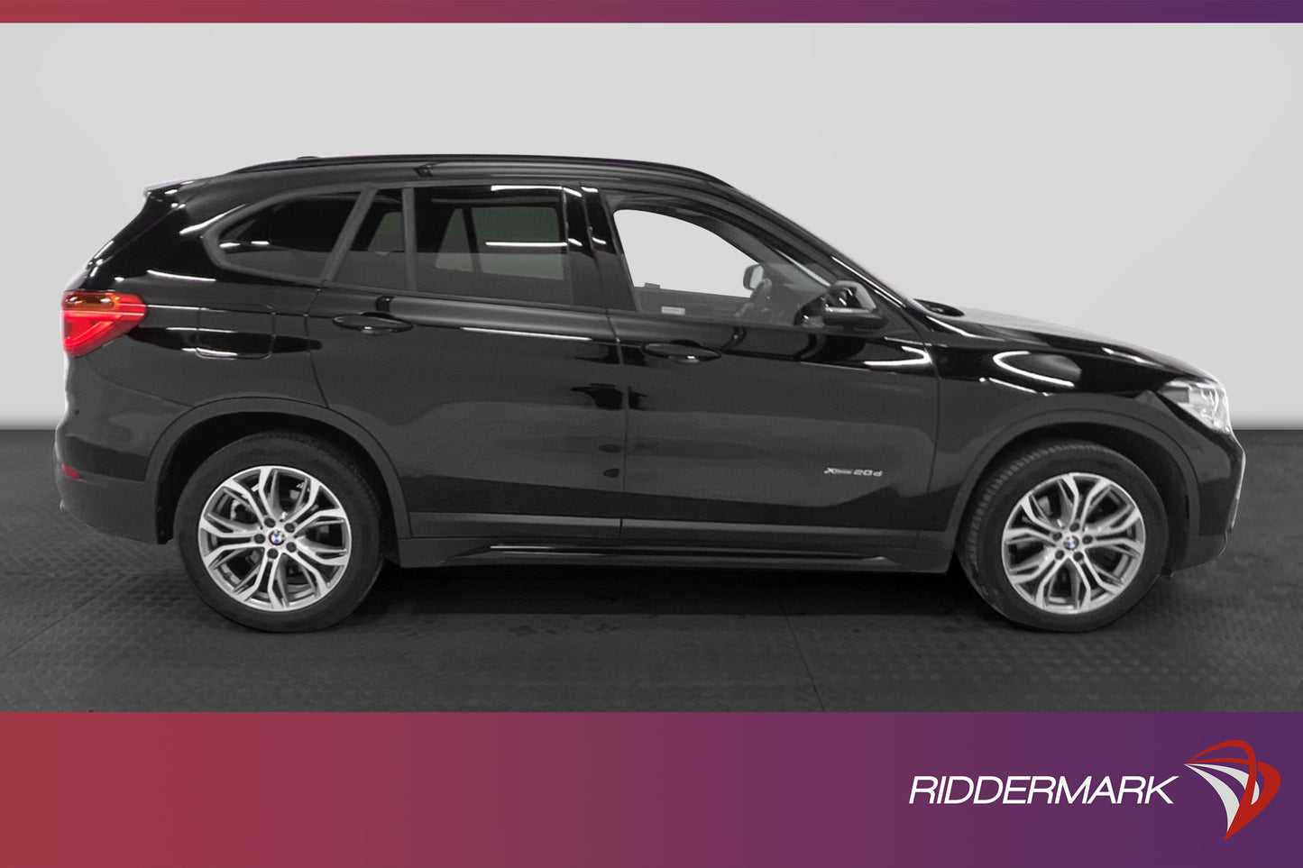 BMW X1 xDrive20d 190hk Nyservad SportLine PDC LED 0,45L/mil