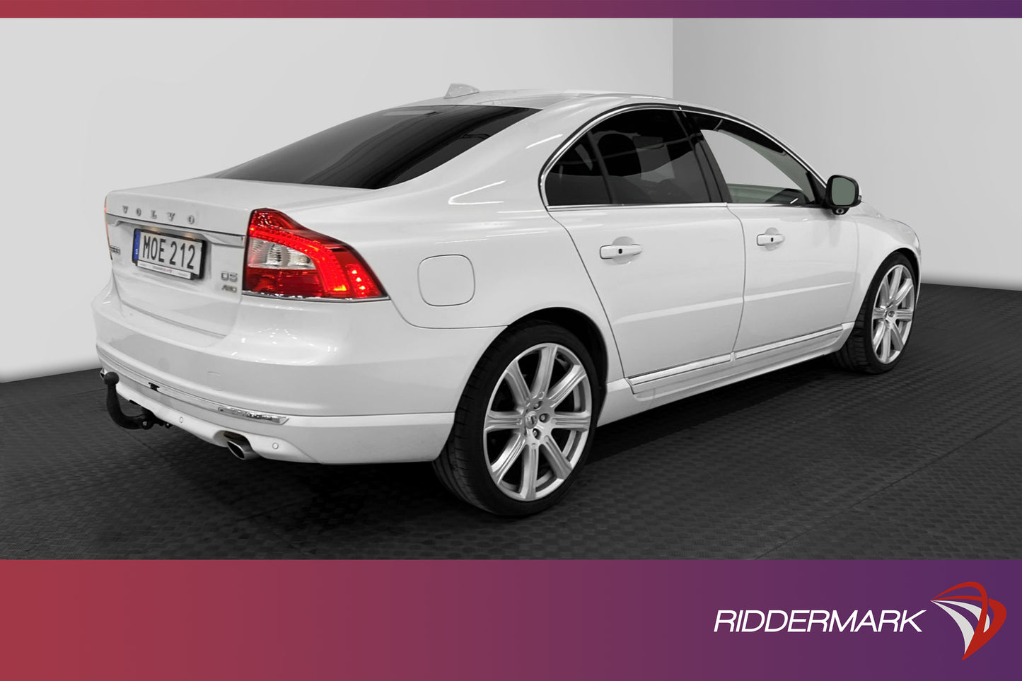 Volvo S80 D5 AWD Summum Skinn D-värm VOC Taklucka 21" BLIS