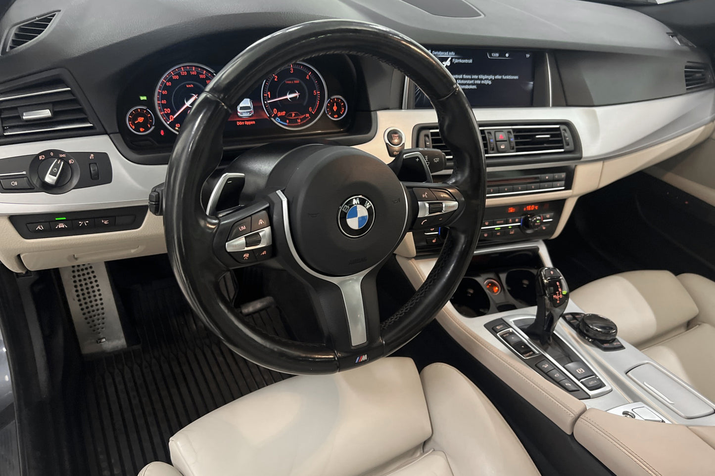 BMW 535d xDrive Innovation Pano B-kamera Navi H/K D-värm