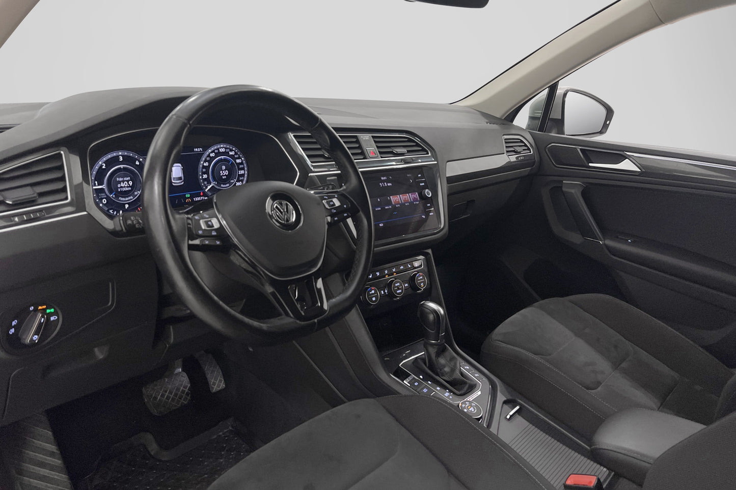 Volkswagen Tiguan 4M 190hk Cockpit Värmare Bkamera Drag