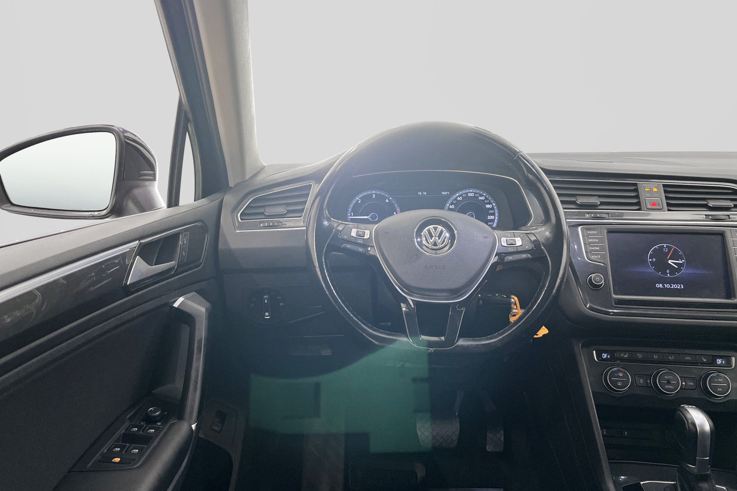 Volkswagen Tiguan 4M 190hk R-Line Cockpit Värmare Dragpkt