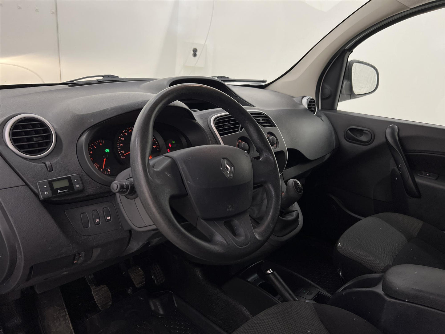 Renault Kangoo 1.5dCi Eu6 Dragkrok Värmare Moms