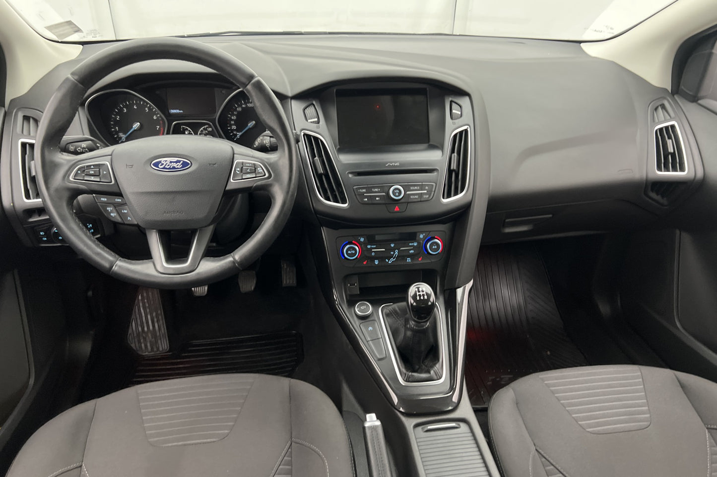 Ford Focus 1.0 EcoBoost 100hk Titanium Sensorer En-brukare