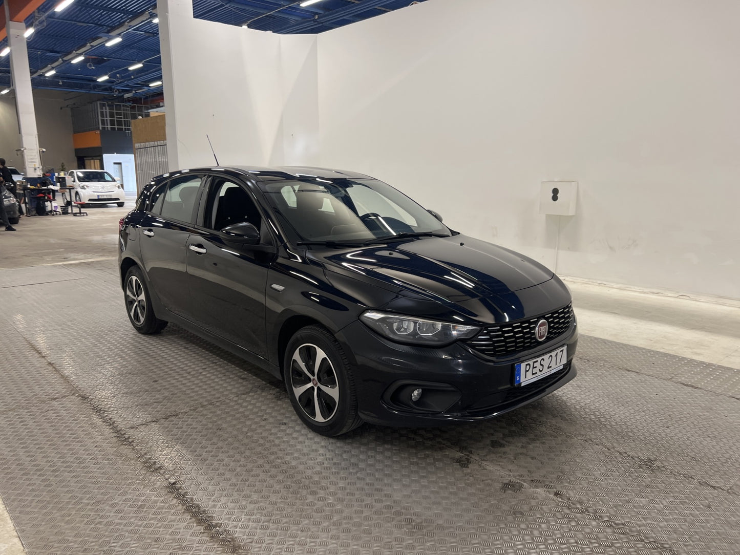 Fiat Tipo 1.6L 120hk Lounge P-sensorer Låg skatt 0,3L/mil