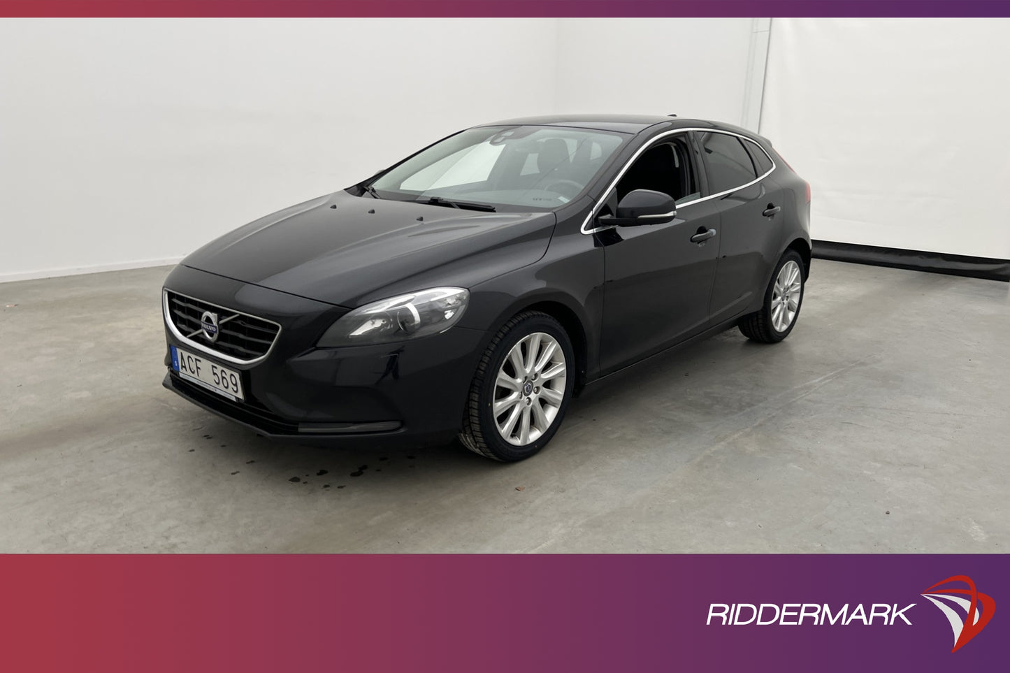 Volvo V40 T3 150hk Summum VOC Värmare Sensorer Skinn Välserv