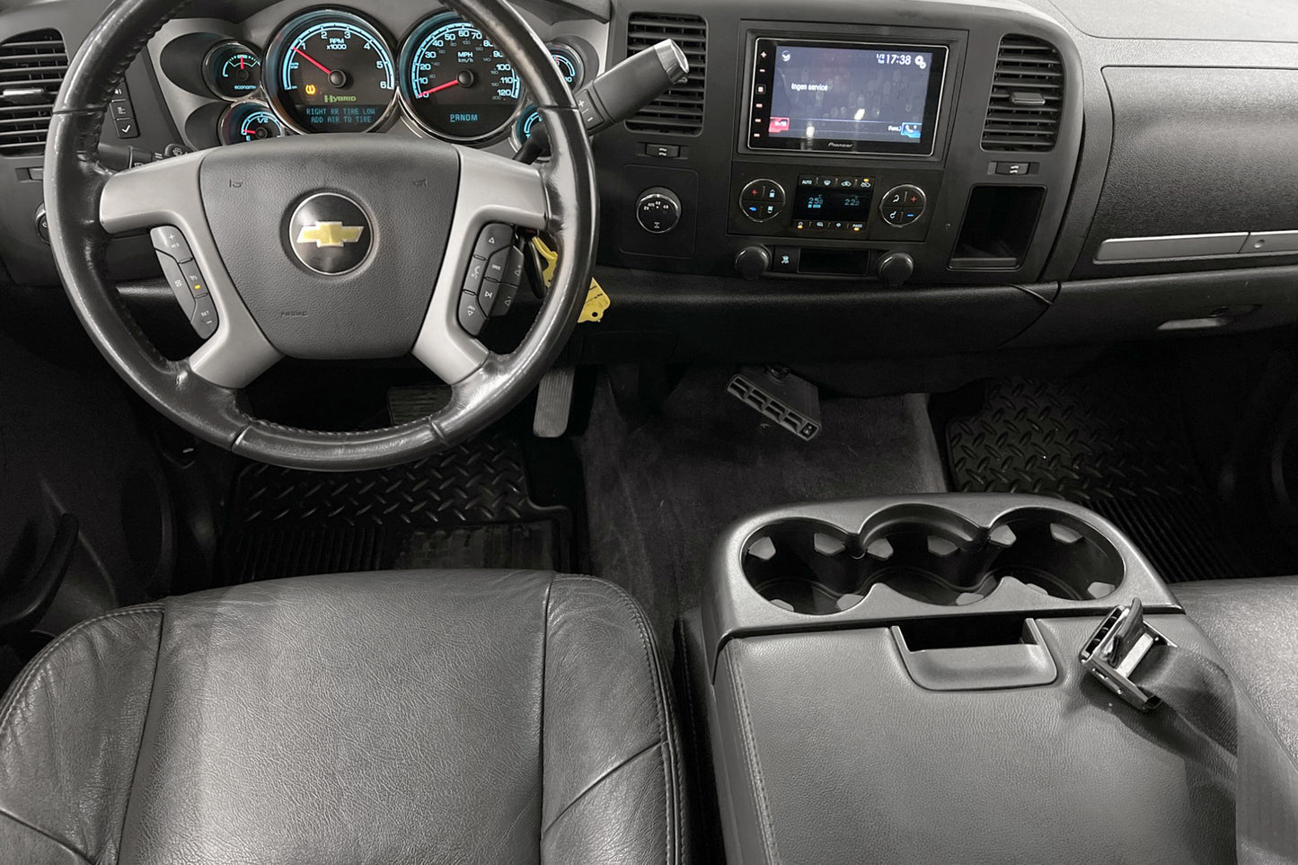 Chevrolet Silverado 6.0 V8 Hybrid 4WD Dragkrok Skinn MOMS