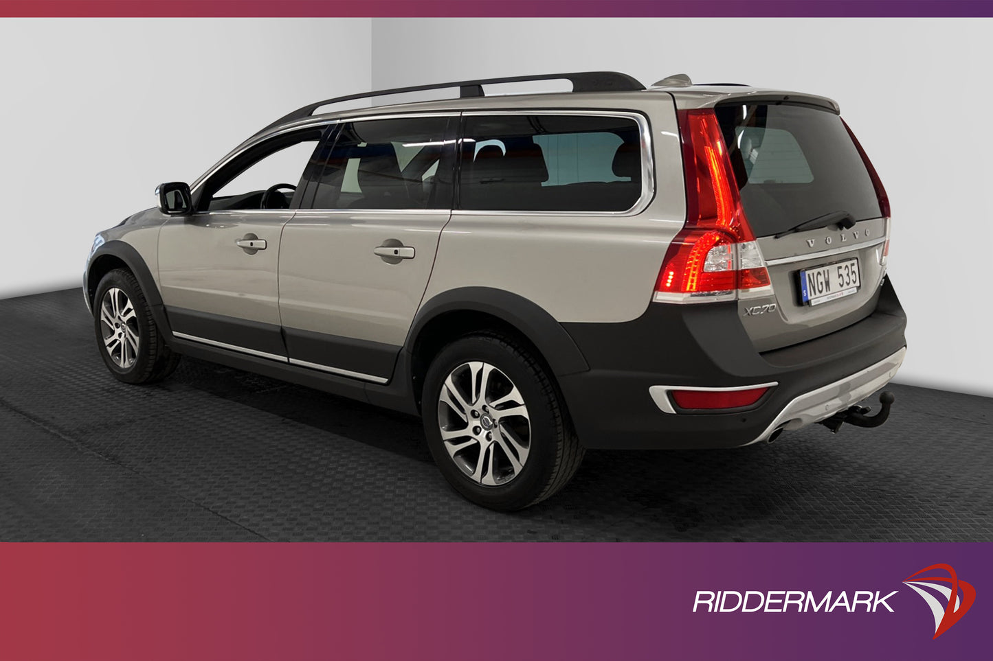 Volvo XC70 D4 AWD Summum D-Värm VOC Taklucka Skinn Navi Drag