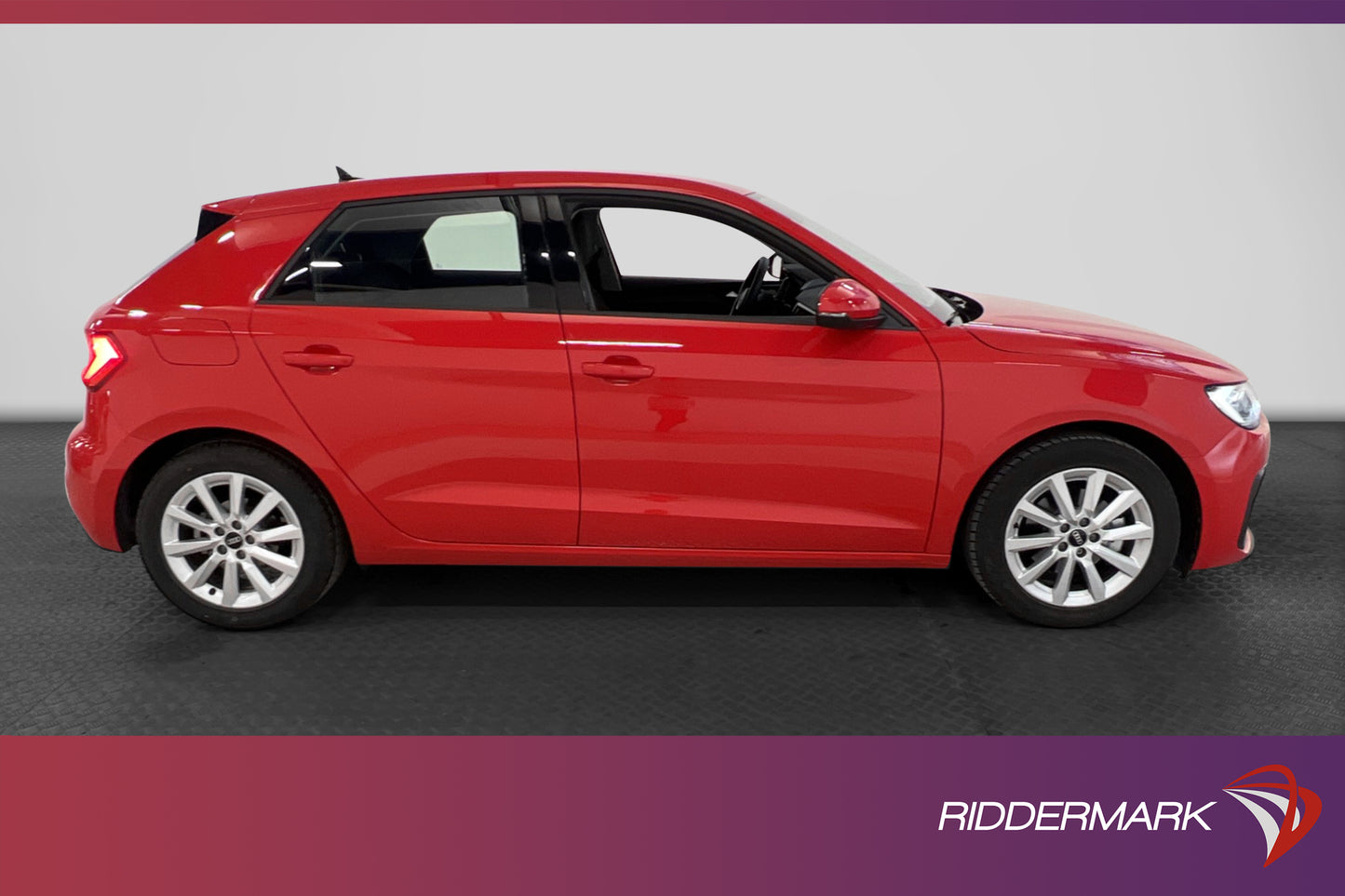 Audi A1 Sportback 30 TFSI 110hk Cockpit Sensorer 0,57l/mil