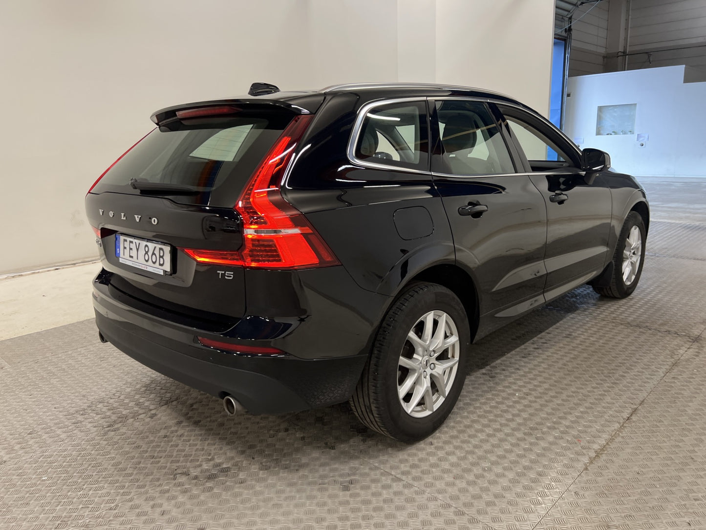 Volvo XC60 T5 250hk Momentum Adv Edt