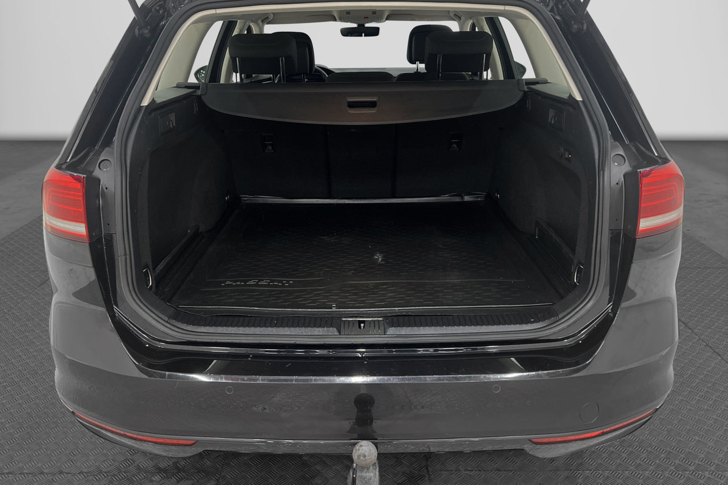 Volkswagen Passat 1.5 TSI 150hk Cockpit Drag B-Kam Adaptiv