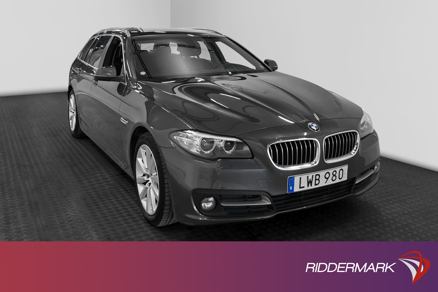 BMW 520d xDrive 190hk Skinnklädsel M-Ratt Nyservad