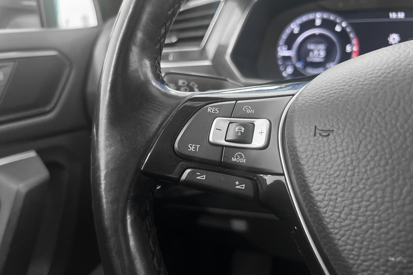 Volkswagen Tiguan Allspace 4M 7-Sits Cockpit Värmare Dragpkt