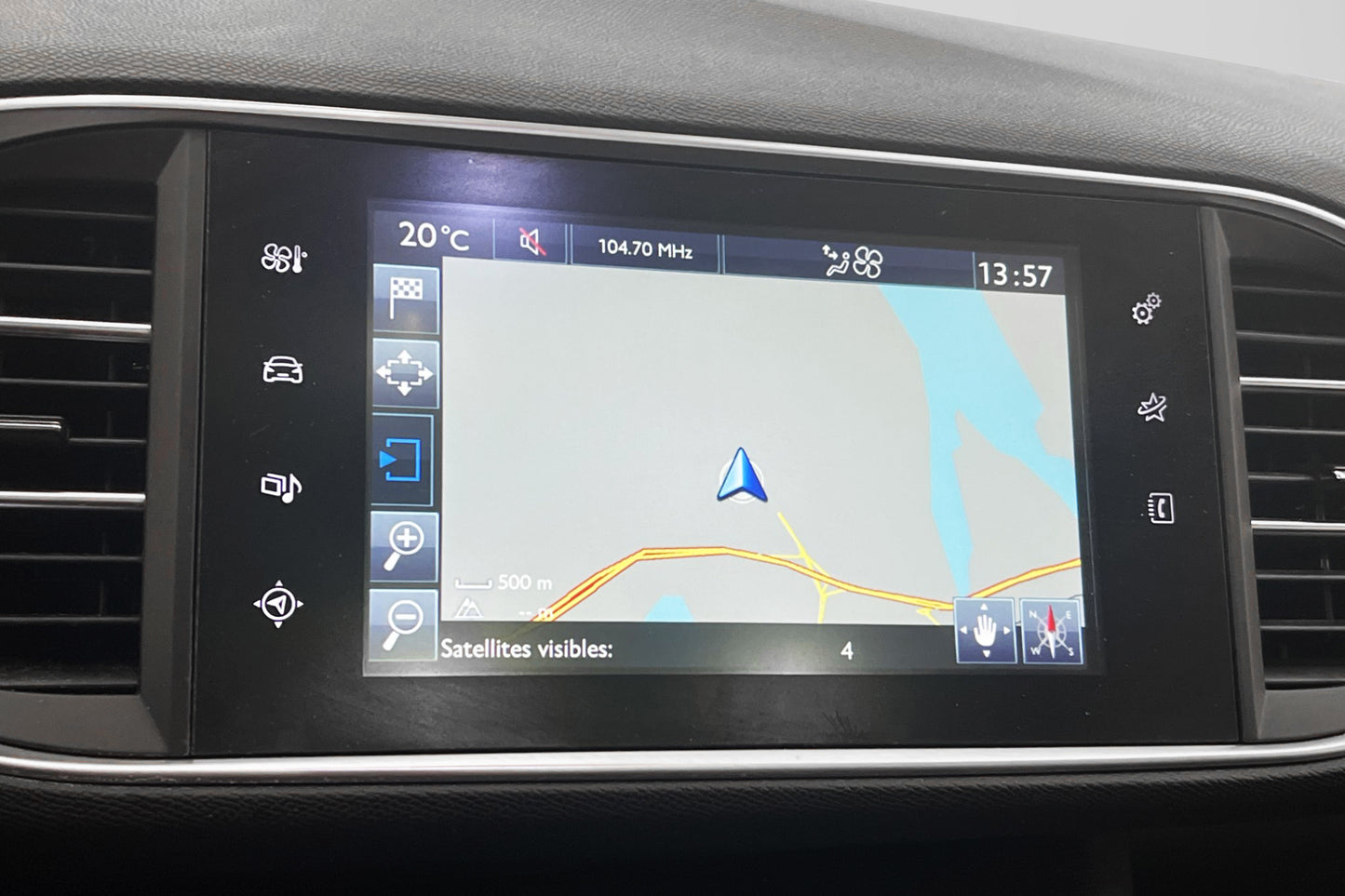 Peugeot 308 1.6 BlueHDI 120hk Active Pano Värmare Kamera GPS