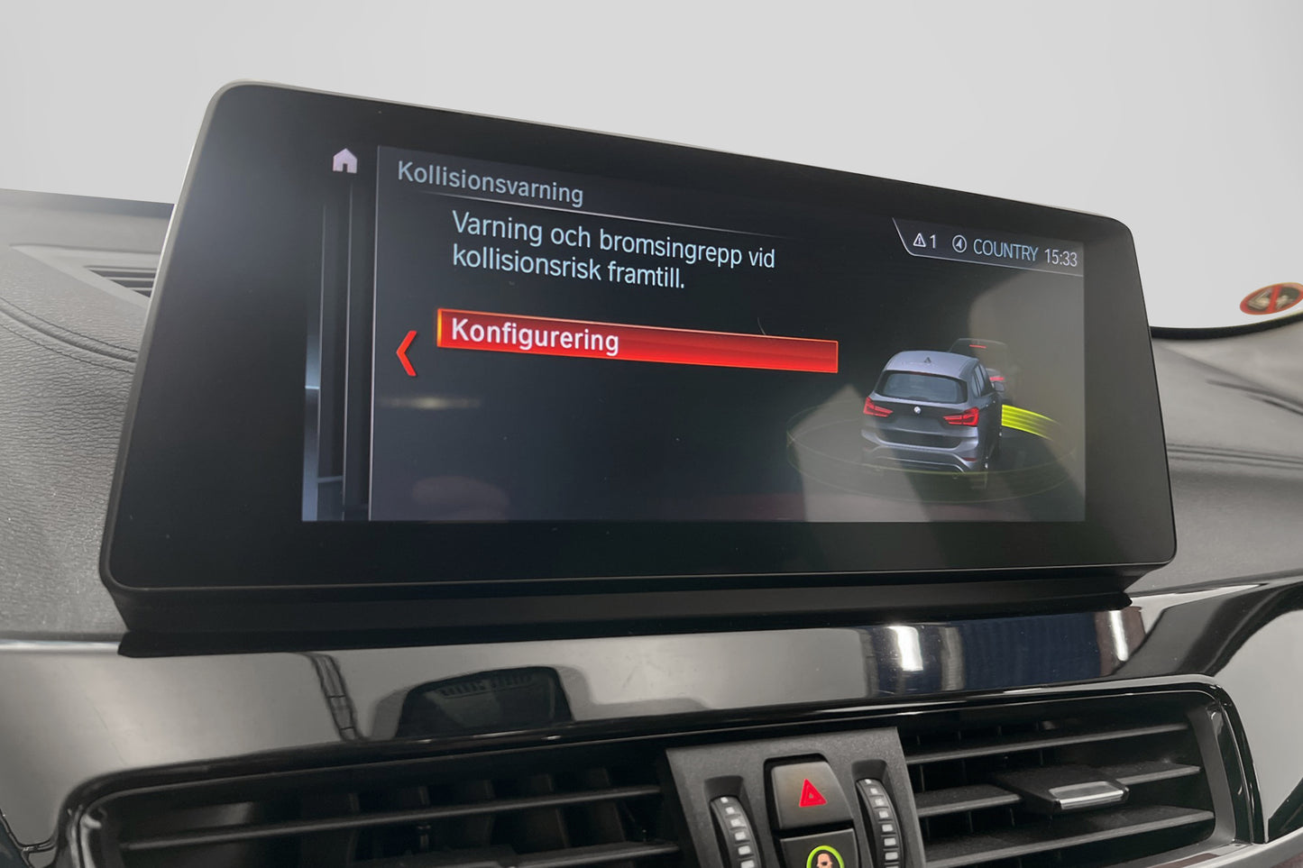 BMW X1 sDrive 20i 192hk Sport line HUD Navi Sensorer Välserv