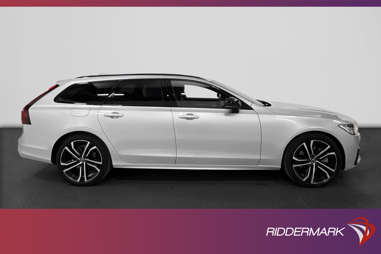 Volvo V90 T8 AWD Recharge 456hk R-Design B&W Pano 360° MOMS