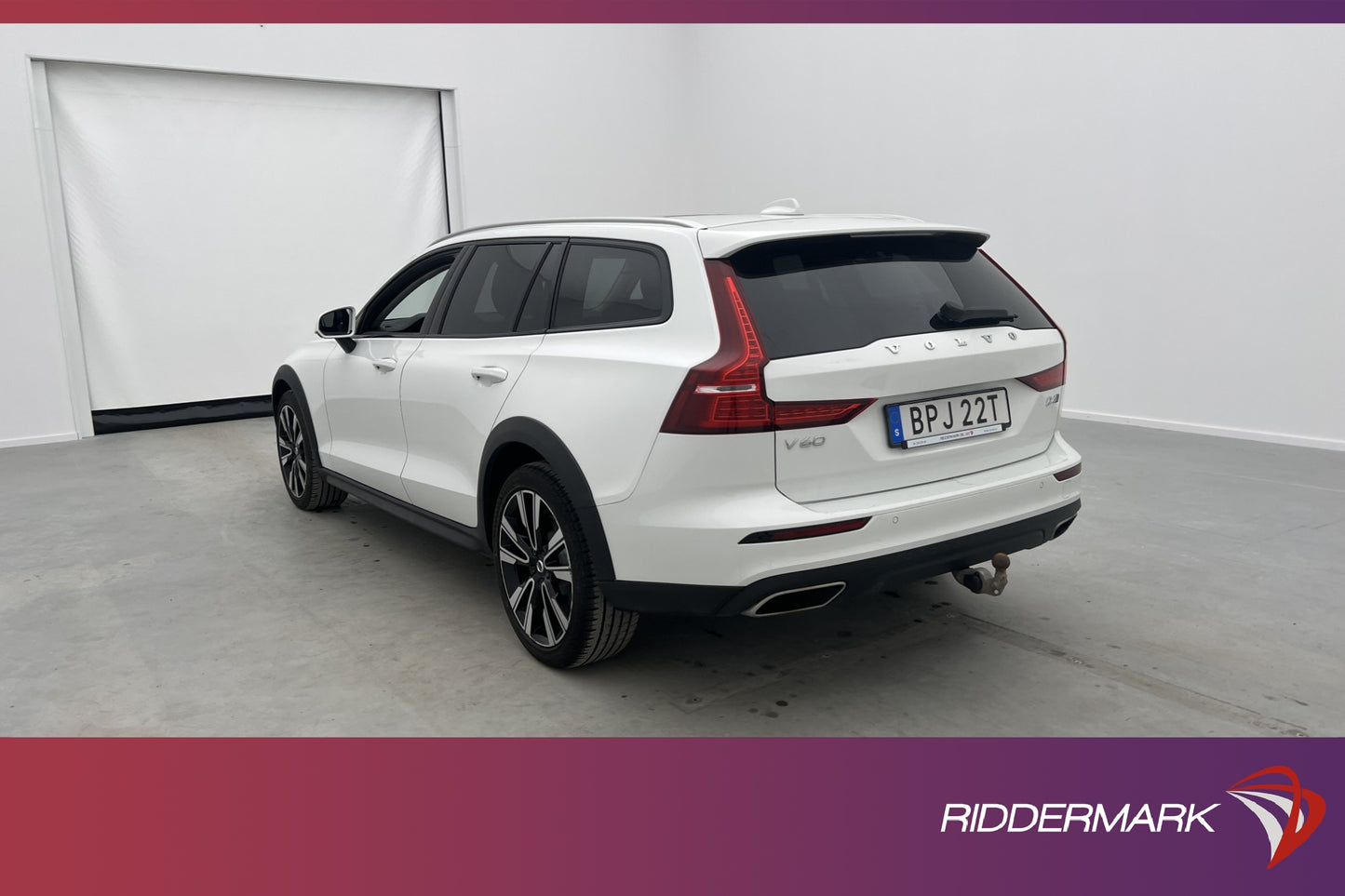 Volvo V60 Cross Country D4 AWD Advanced VOC Pano Navi Drag