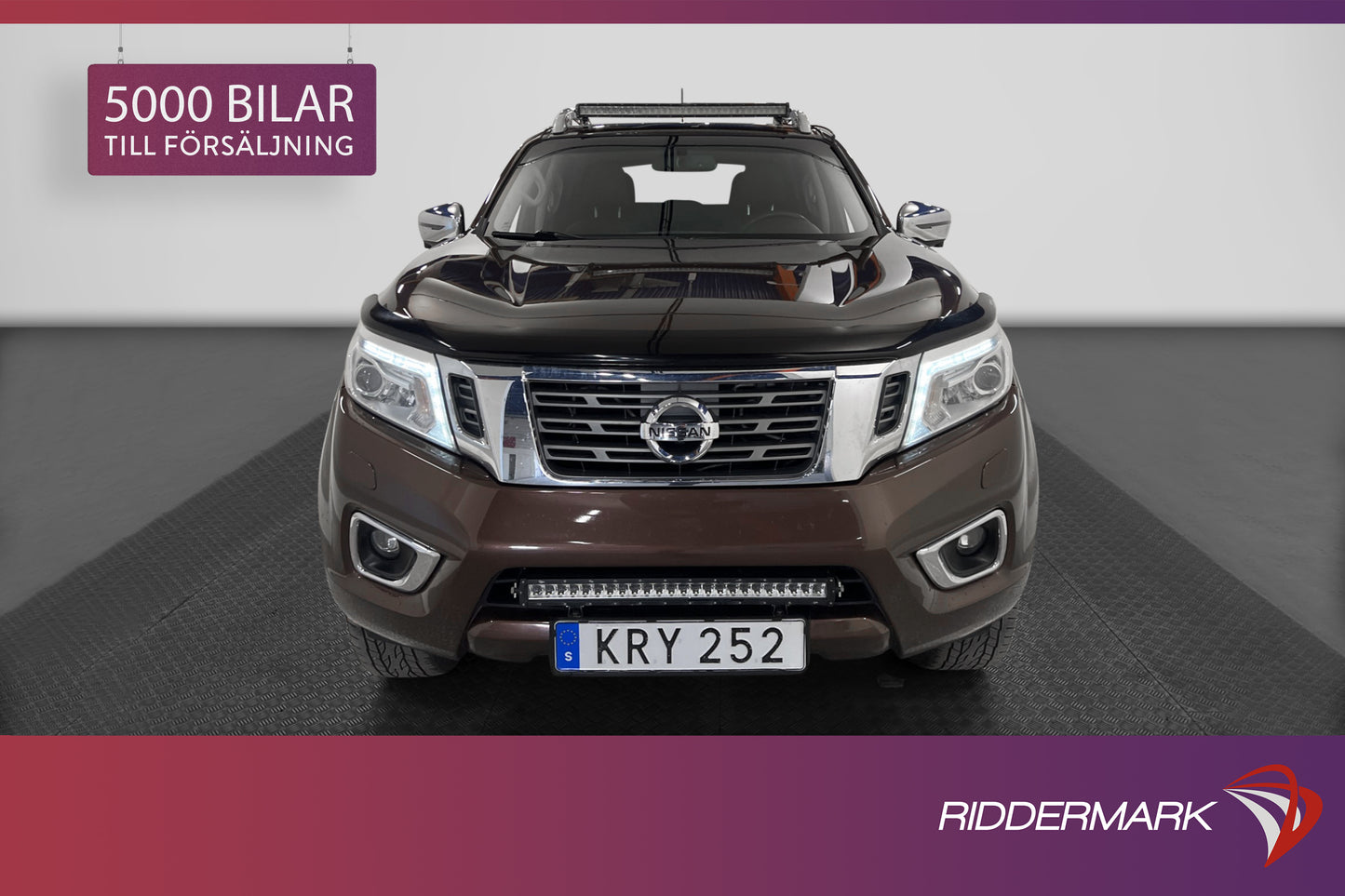 Nissan Navara Tekna 2.3 dCi 4WD Värmare Drag Diff Skinn Moms