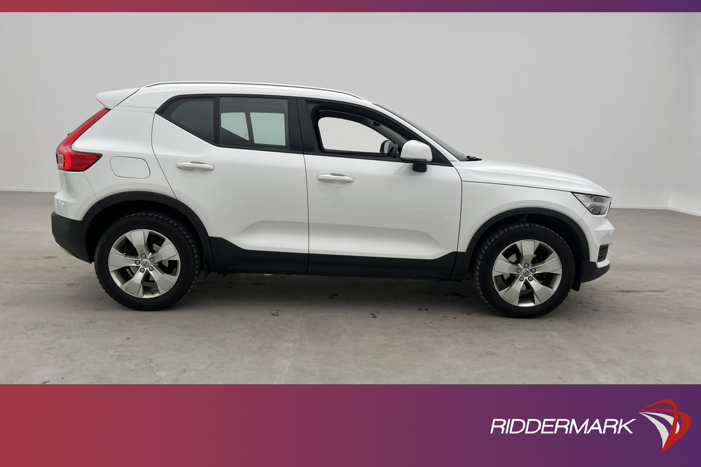 Volvo XC40 T3 163hk Momentum VOC Välservad Sensorer