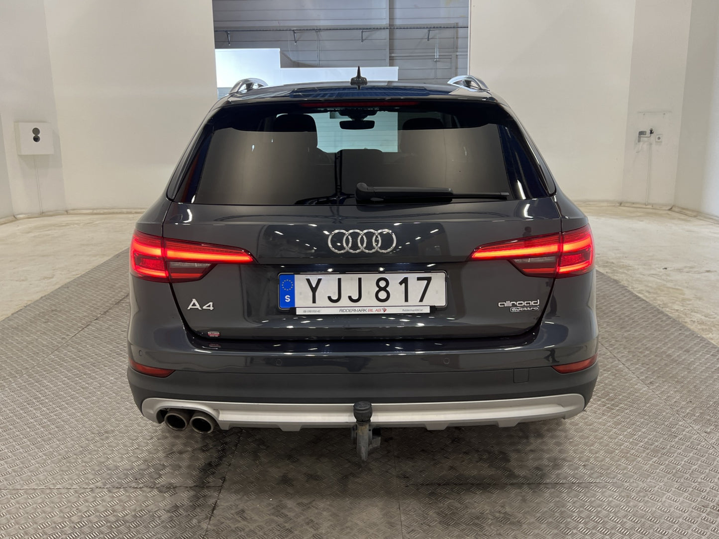 Audi A4 Allroad Quattro 2.0 TDI 190hk Proline Drag Värmare