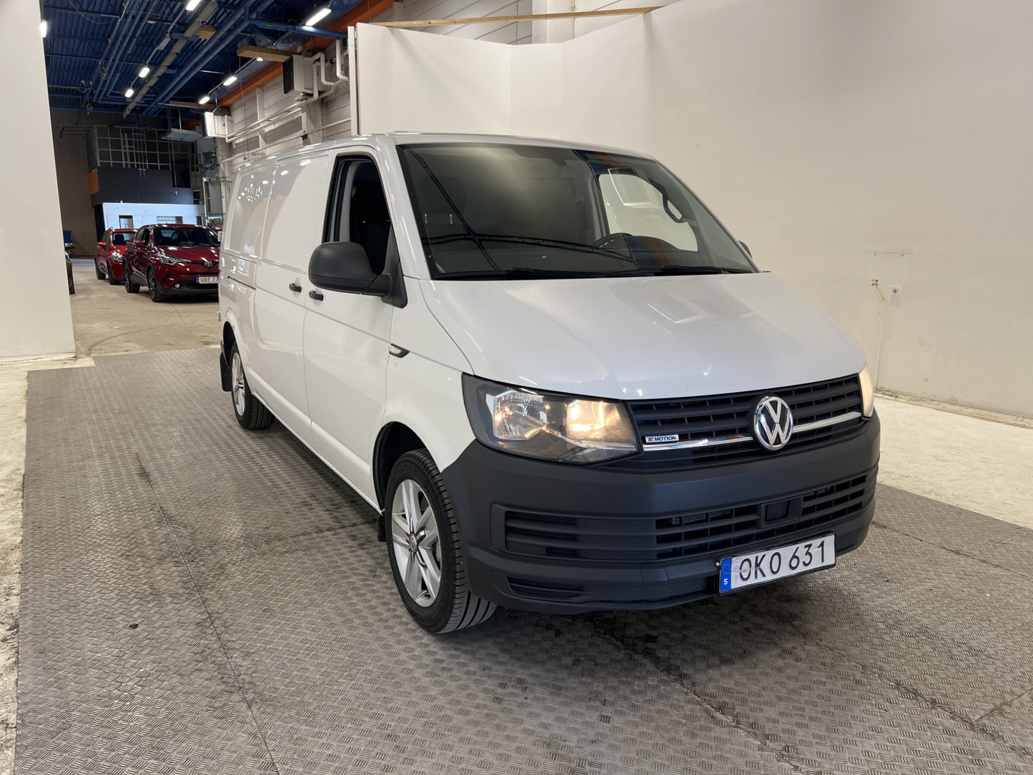 Volkswagen Transporter L2 205hk 4Motion Värmare Drag Moms