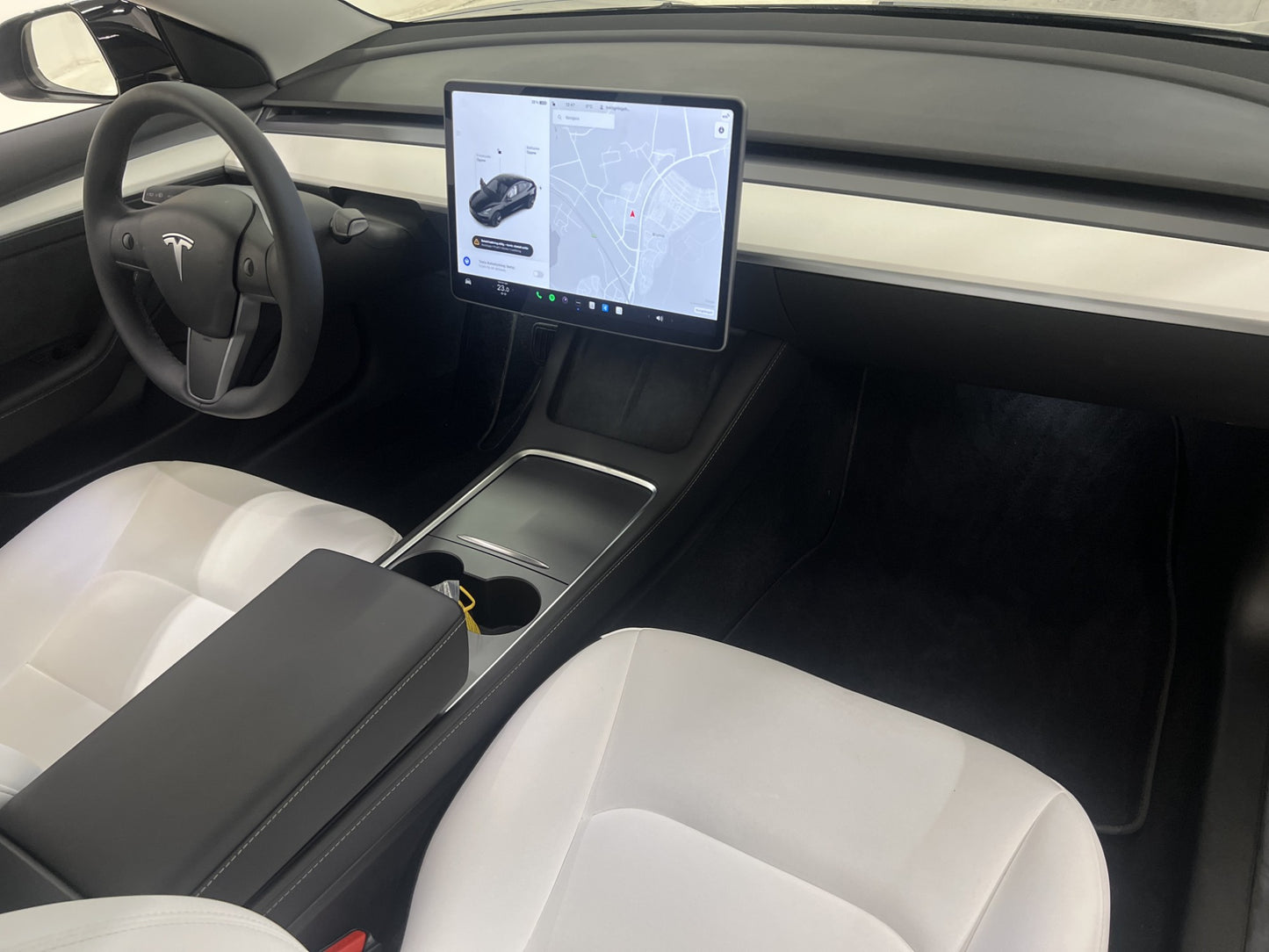 Tesla Model 3 Long Range AWD 440hk Pano Autopilot Sv.Såld