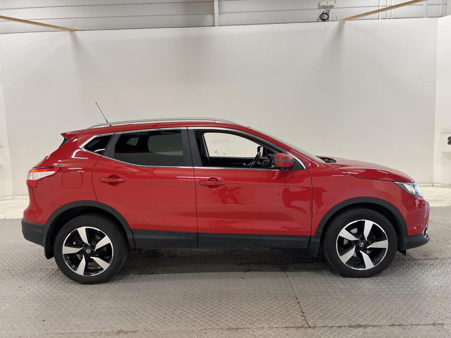 Nissan Qashqai 1.2 DIG-T 115hk Pano 360° Navi Drag Välservad