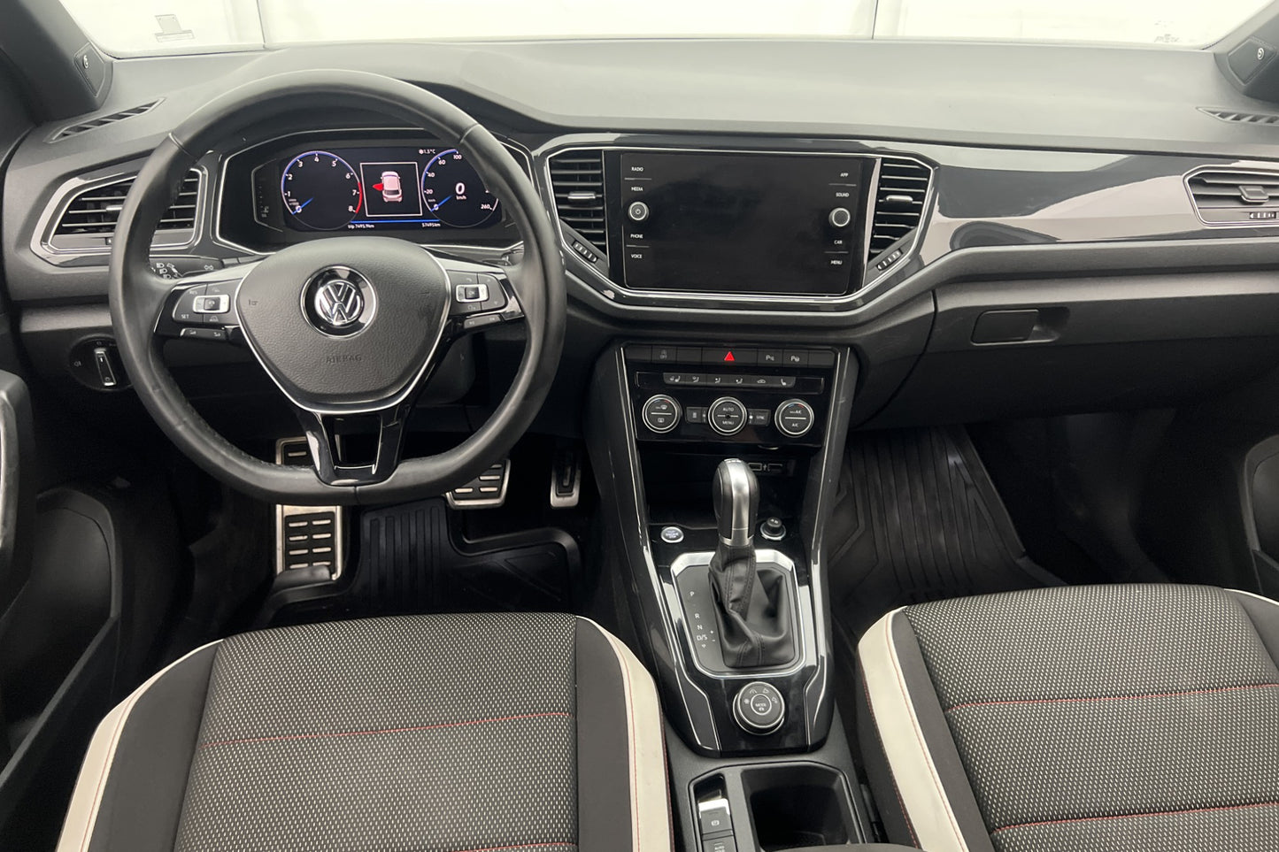 Volkswagen T-Roc 2.0 TSI 4M 190hk GT Cockpit Värmare Drag