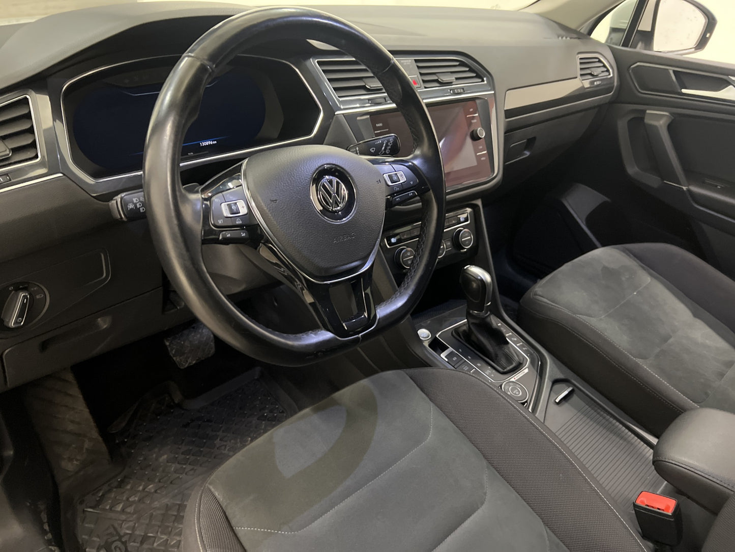 Volkswagen Tiguan Allspace 2.0 TDI 4M 7-Sits Cockpit D-Värm