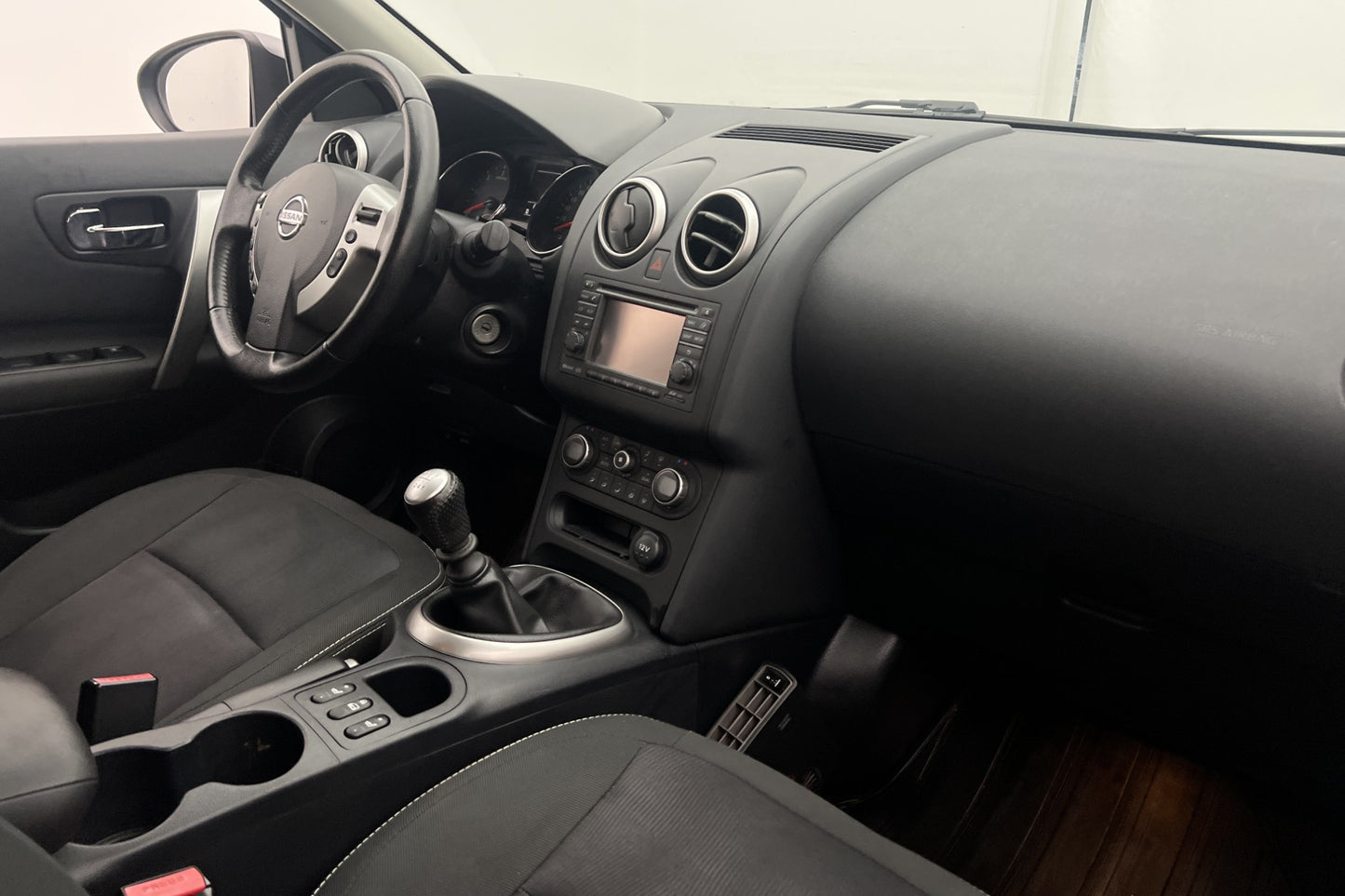 Nissan Qashqai 1.6 dCi 130hk En-brukare Värmare Kamera Navi