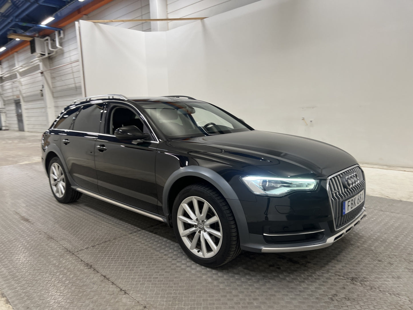 Audi A6 allroad Q 3.0 TDI V6 Ambition M-värmare Drag 4-zon