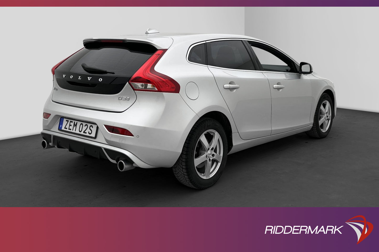 Volvo V40 D3 150hk R-Design VOC Kamera Navi BLIS Välservad