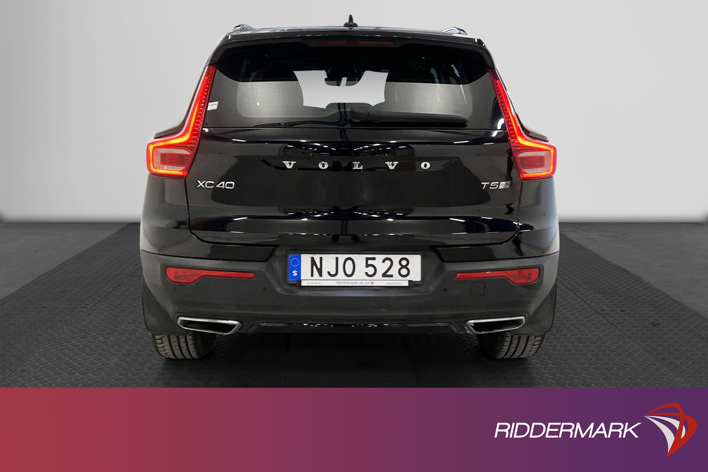 Volvo XC40 T5 Recharge 262h R-Design B-Kamera Panorama H/K