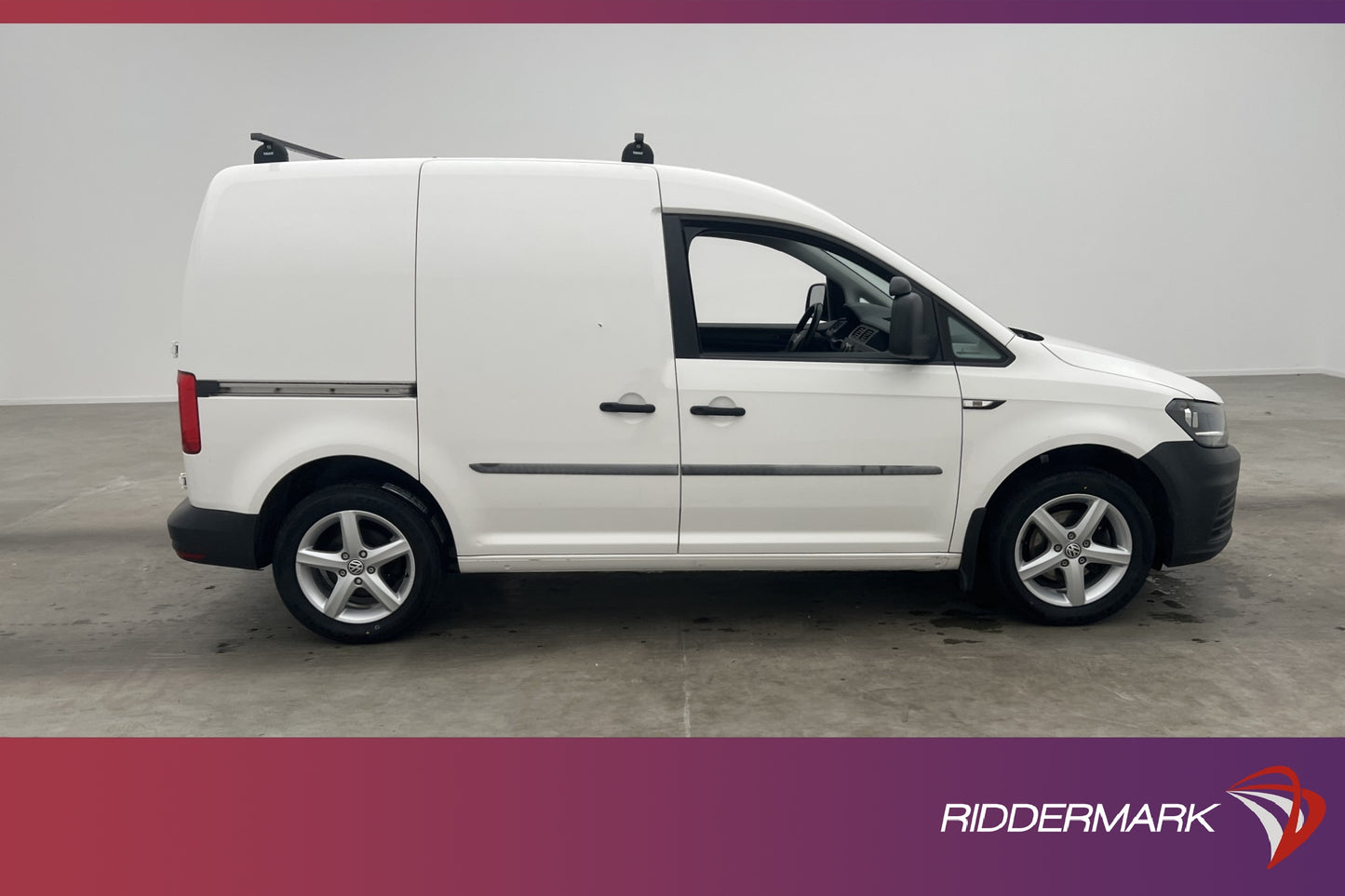 Volkswagen Caddy 2.0TDI DSG Värmare Dragkrok PDC Moms