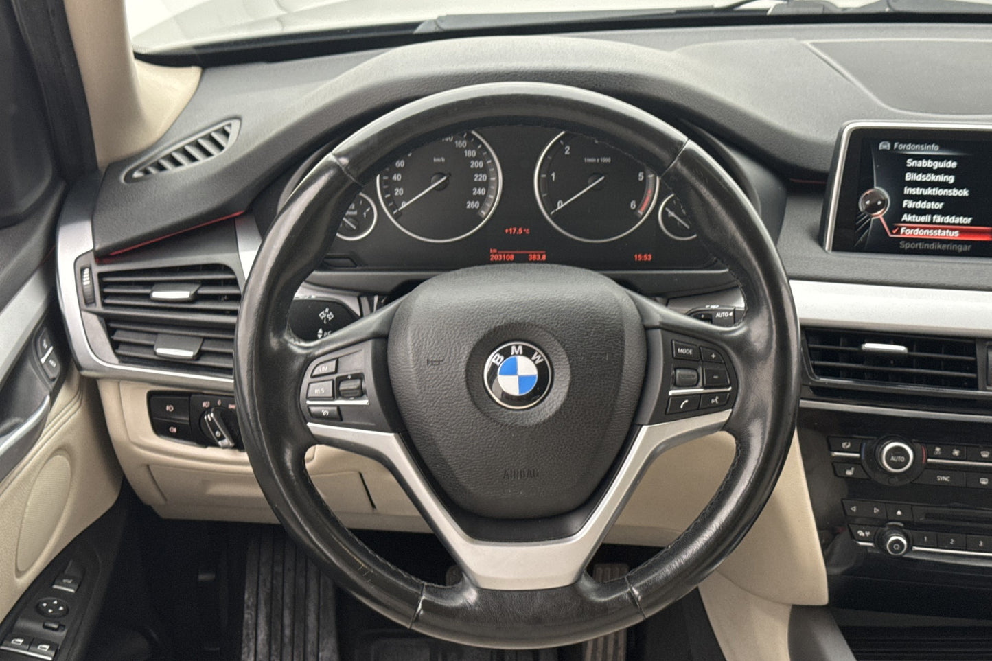 BMW X5 xDrive30d 258hk Navi Skinn Sensorer Välservad