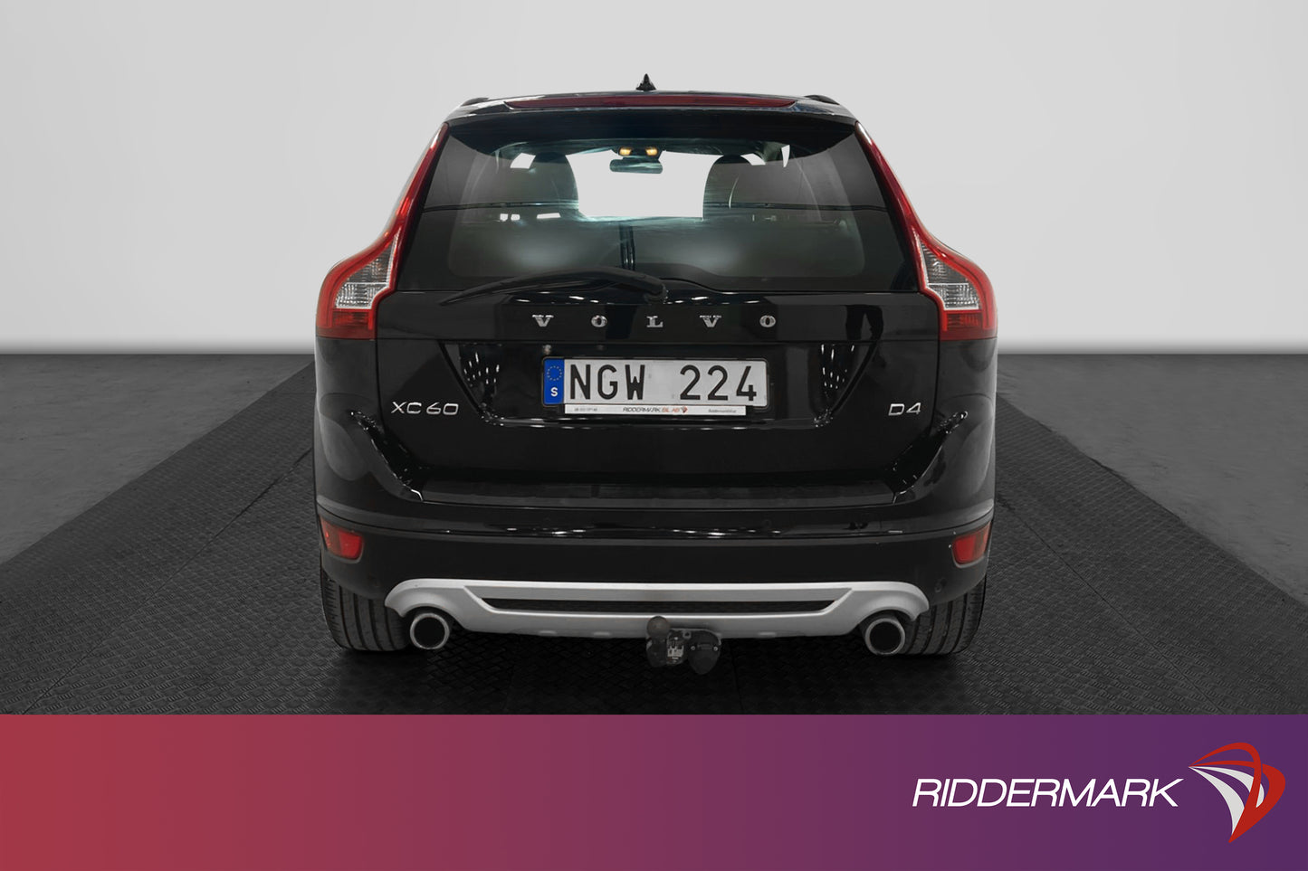 Volvo XC60 D4 163hk R-Design Drag VOC Värmare Skinn Välserv