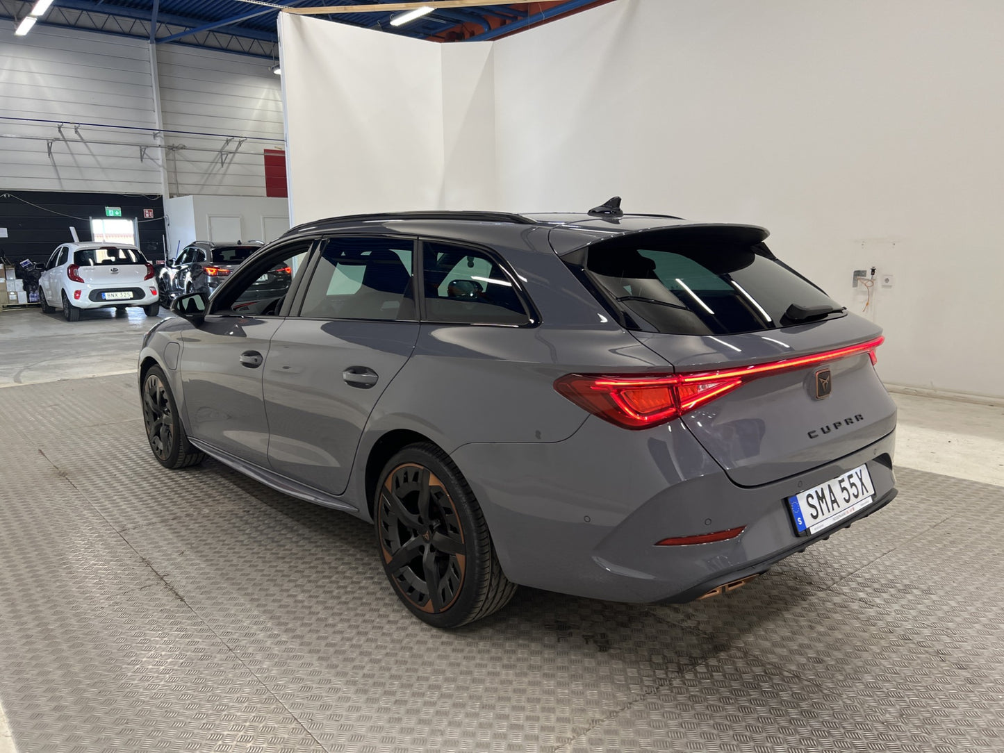 CUPRA Leon Sportstourer e-Hybrid 245hk Backkamera Pano