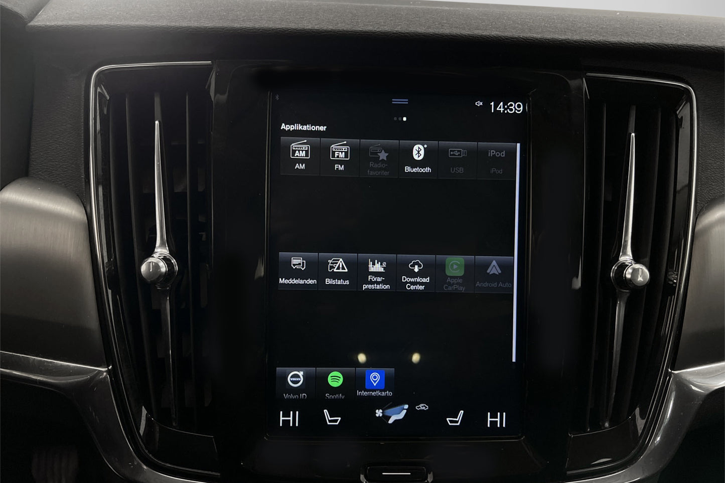 Volvo V90 D4 190hk Advanced VOC Värmare Carplay Drag Välserv