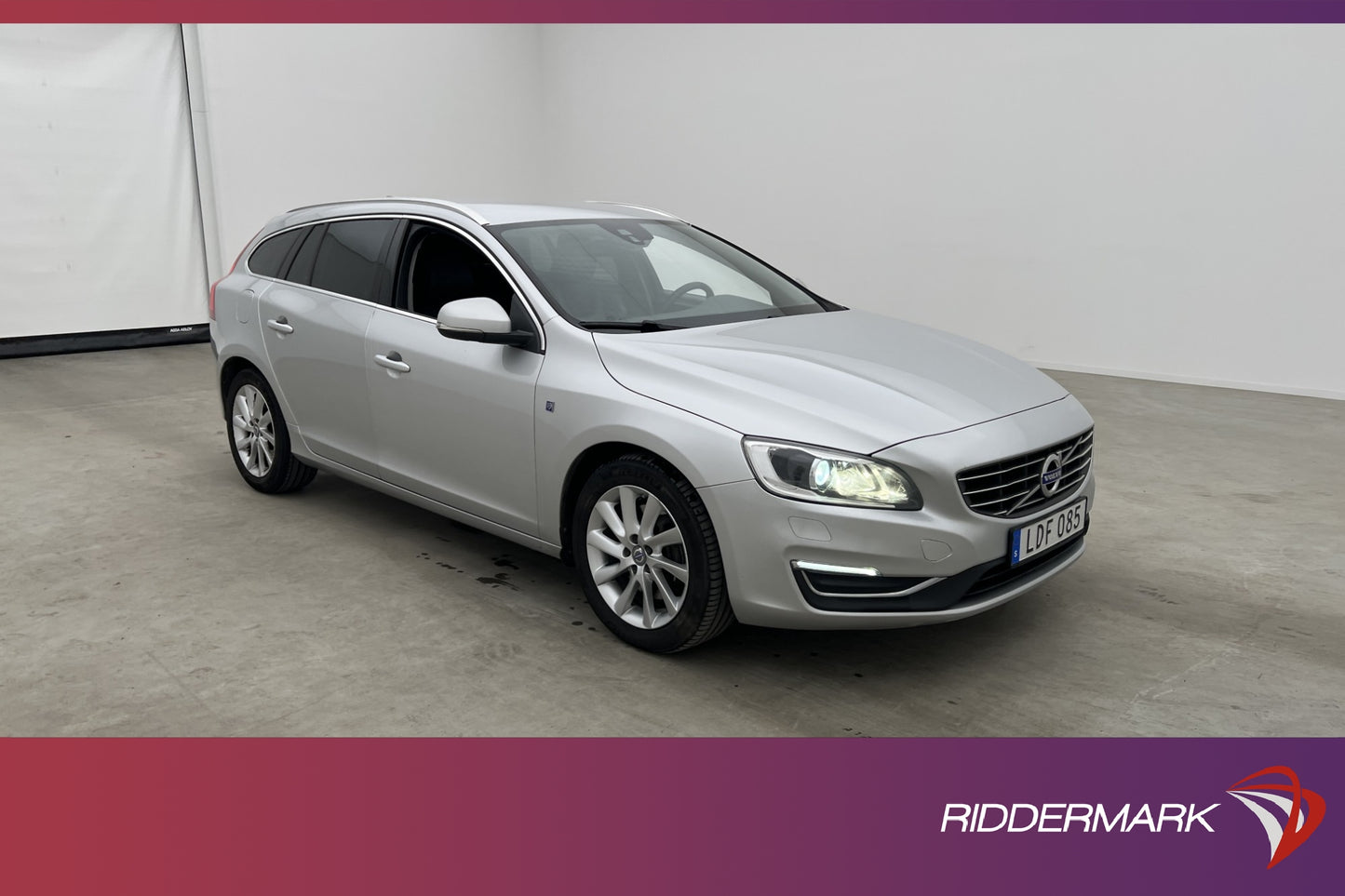 Volvo V60 D4 AWD 190hk Ocean Race VoC Värm Skinn Navi Drag